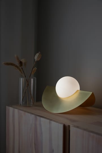 Roccia table lamp - Brushed brass - Globen Lighting