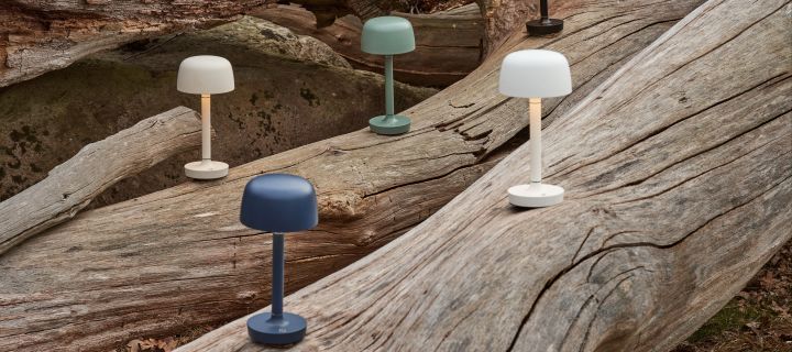 Decorate with rechargeable lamps outdoors to create a cosy patio or garden, here Halo portable lamp from Scandi Living in different colours.