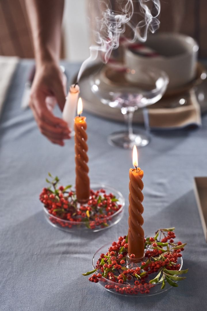 The HAY twisted candle add a caramel accent to the Share Christmas tablescape. 