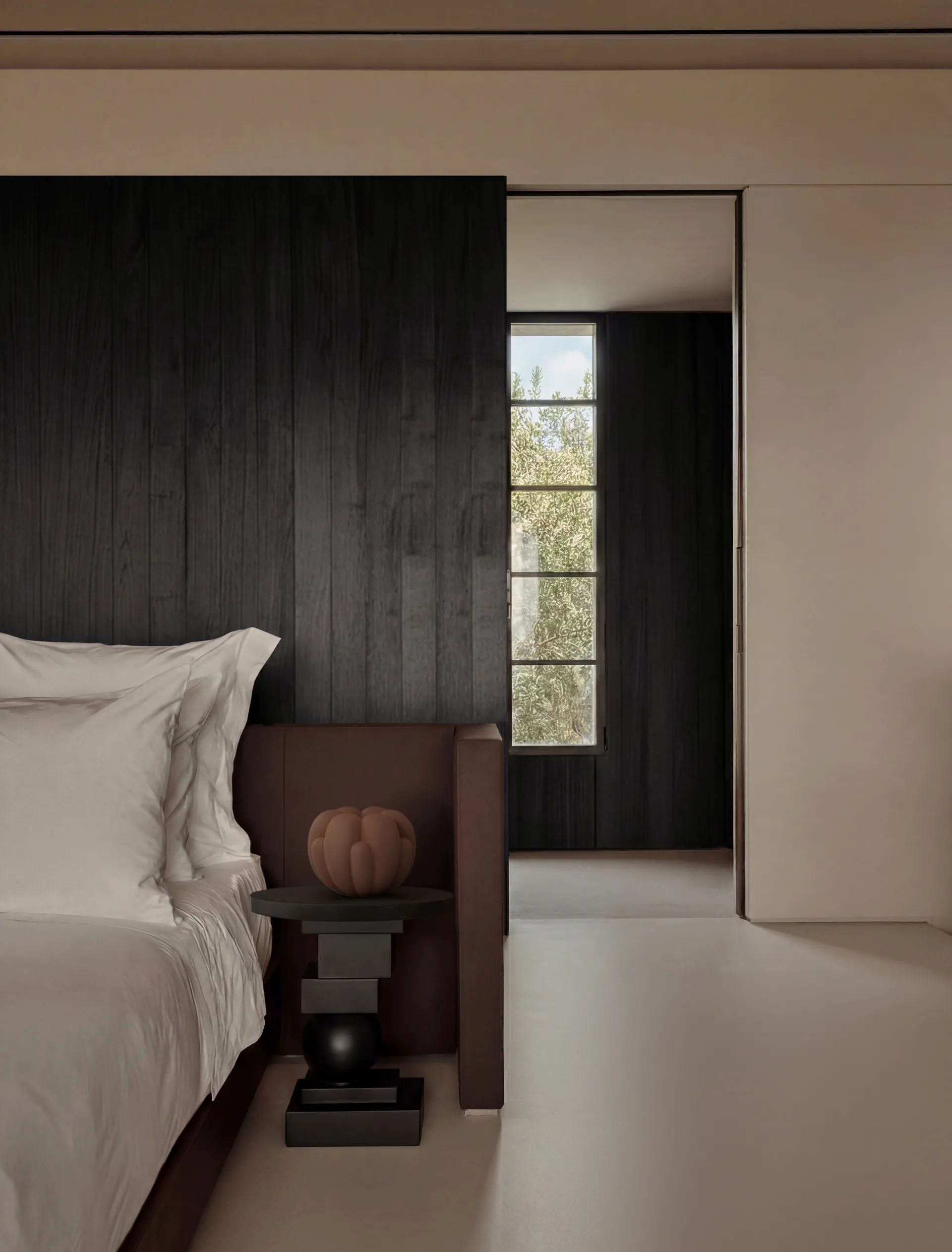 Bloom vase small 22.5x24 cm, Almond 101 Copenhagen