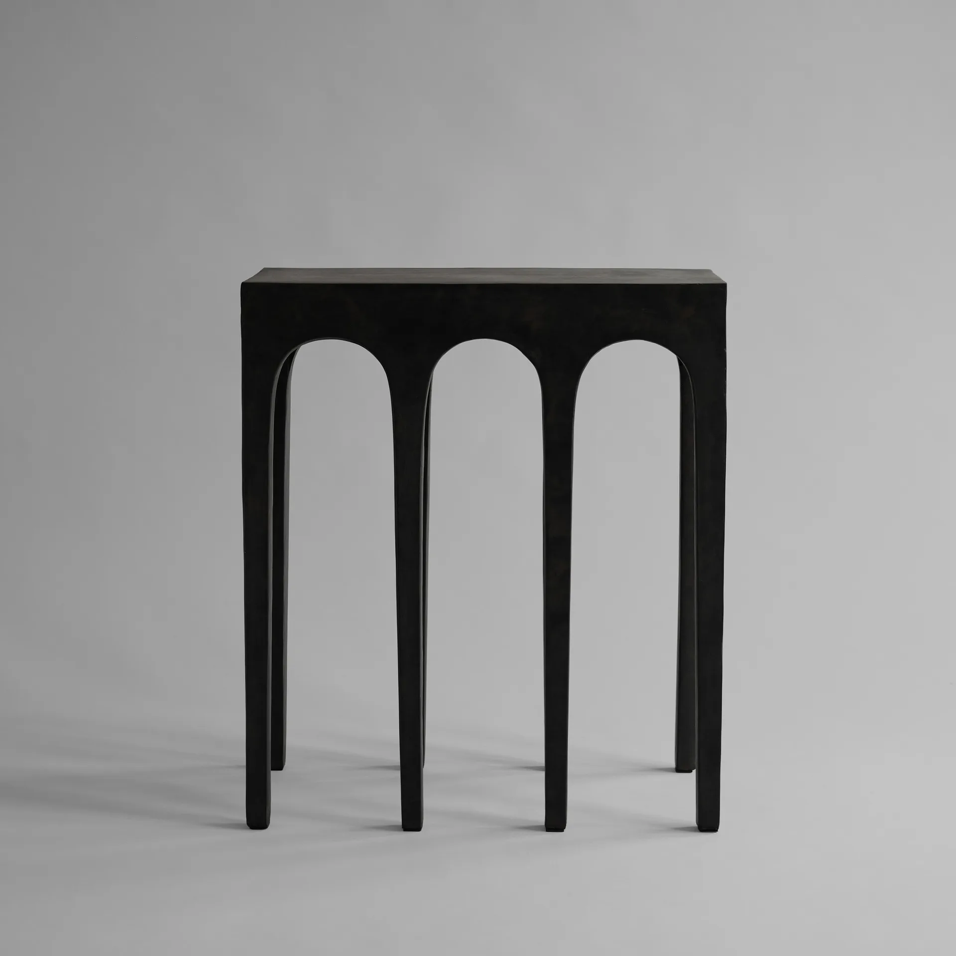 Bow Console table 70.5x80 cm, Coffee 101 Copenhagen