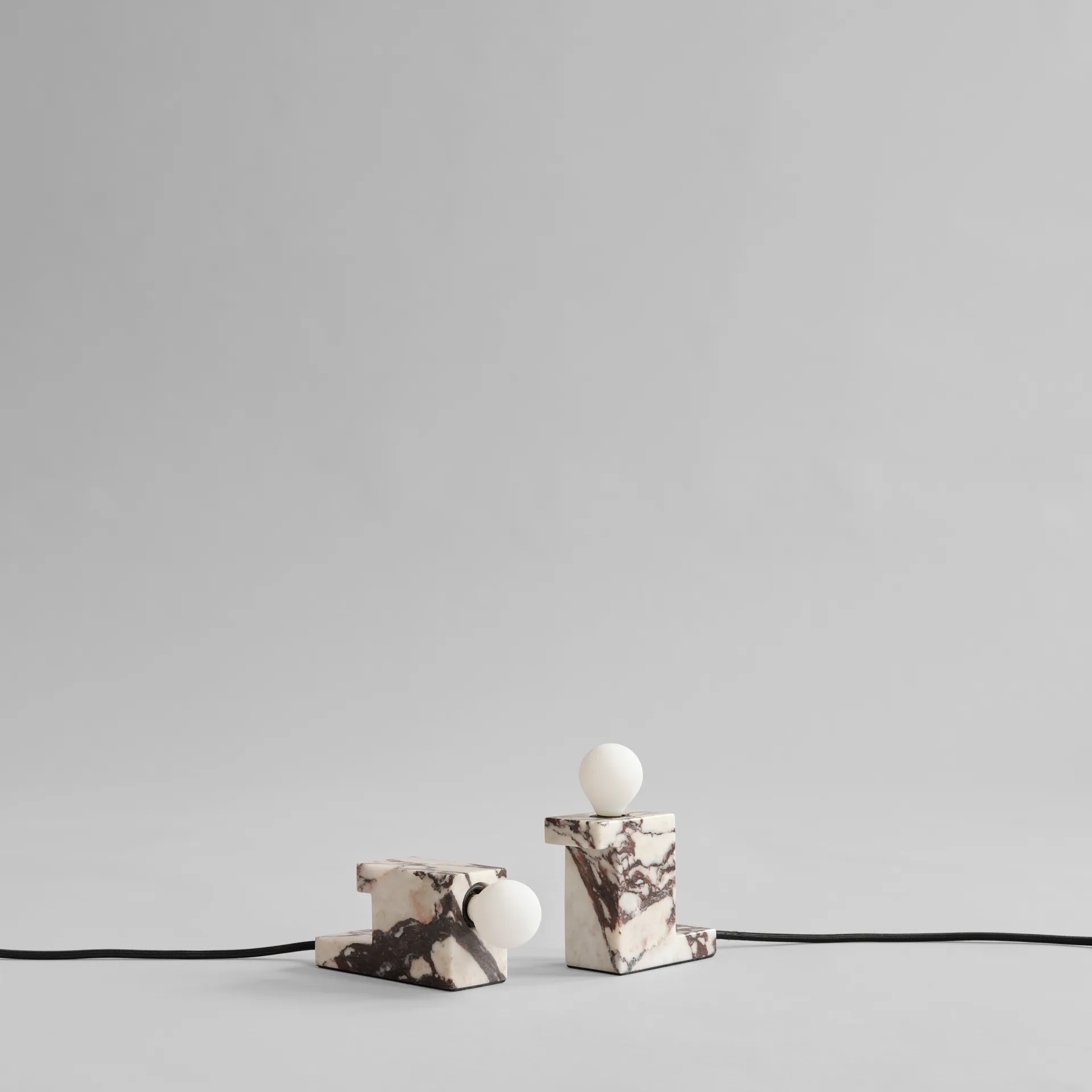 Brick low lamp 8x14 cm, Calacatta 101 Copenhagen