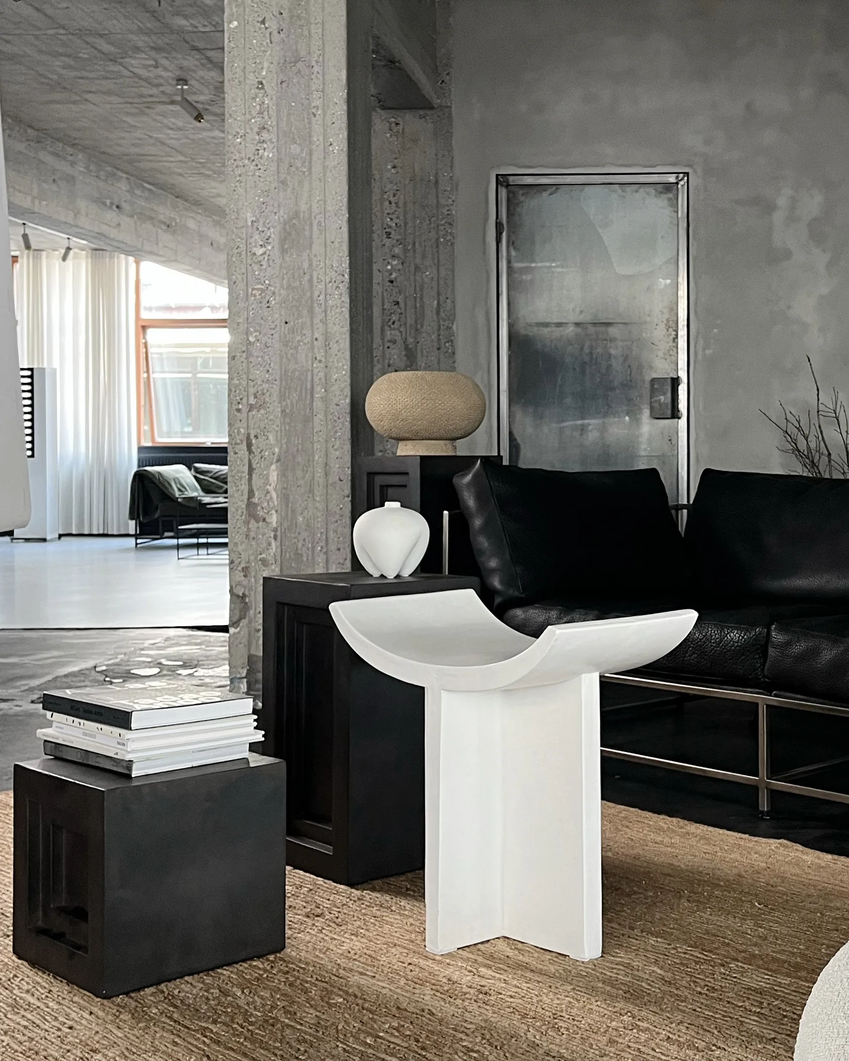 Brutus stool 50x60 cm, Bone White 101 Copenhagen