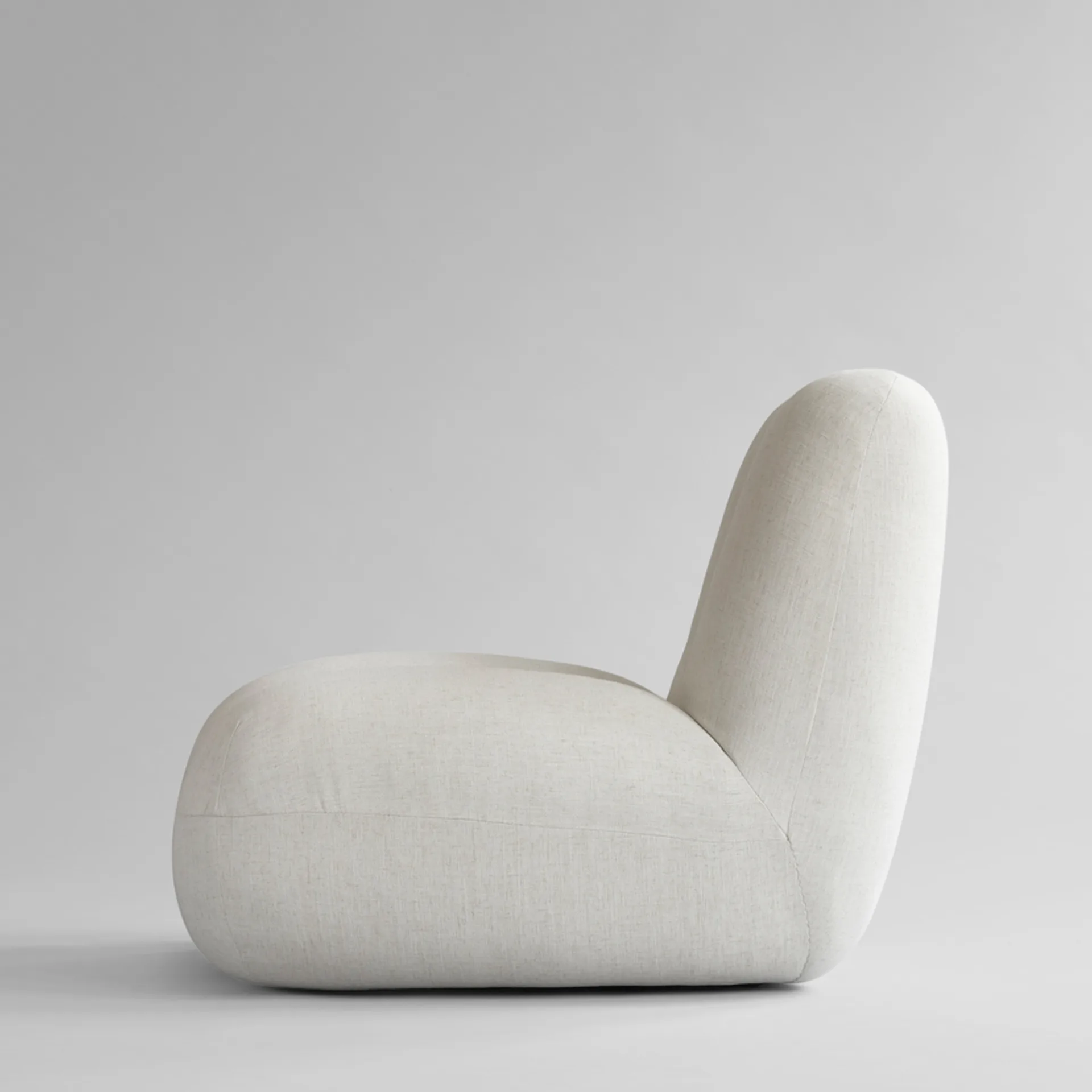 Toe lounge chair linen, White chalk 101 Copenhagen