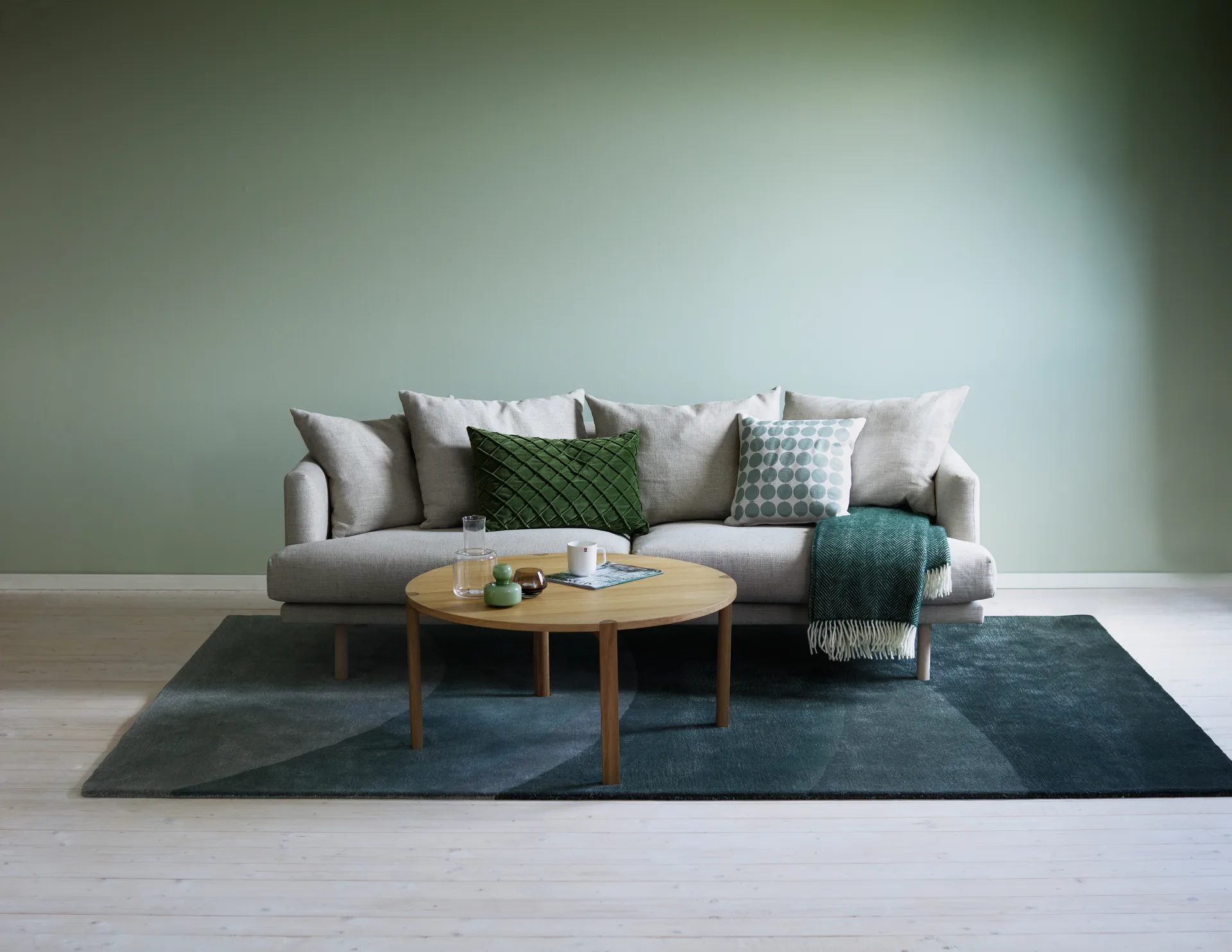 Anton coffee table Ø90 cm, White pigmented oak 1898