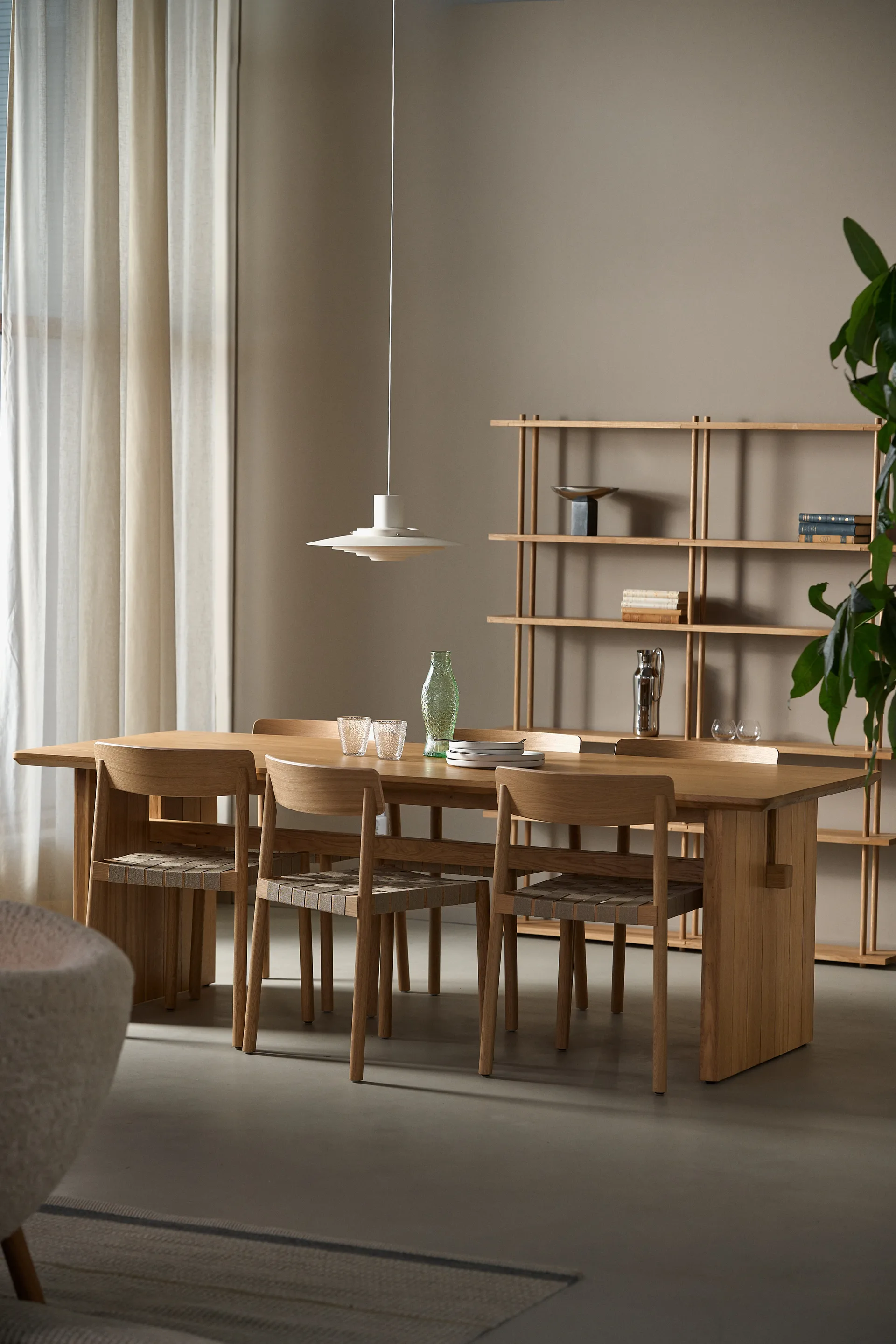 Berghem dining table 90x220 cm, Laqurered oak 1898