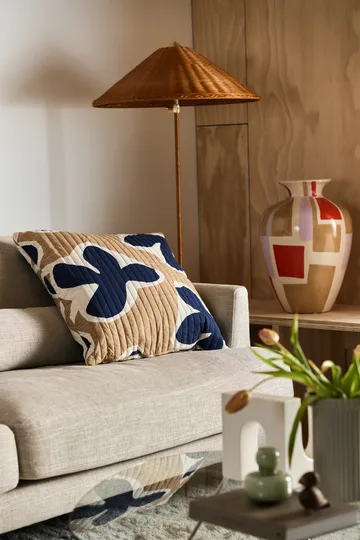 Bredhult sofa - 3-seat fabric bern 0341 beige. White oiled oak legs - 1898