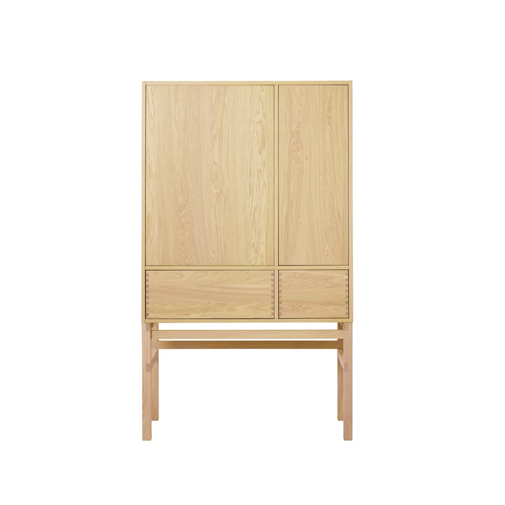 1898 Hylte cabinet Oak | Scandinavian Design | Display & glass cabinets | Beige