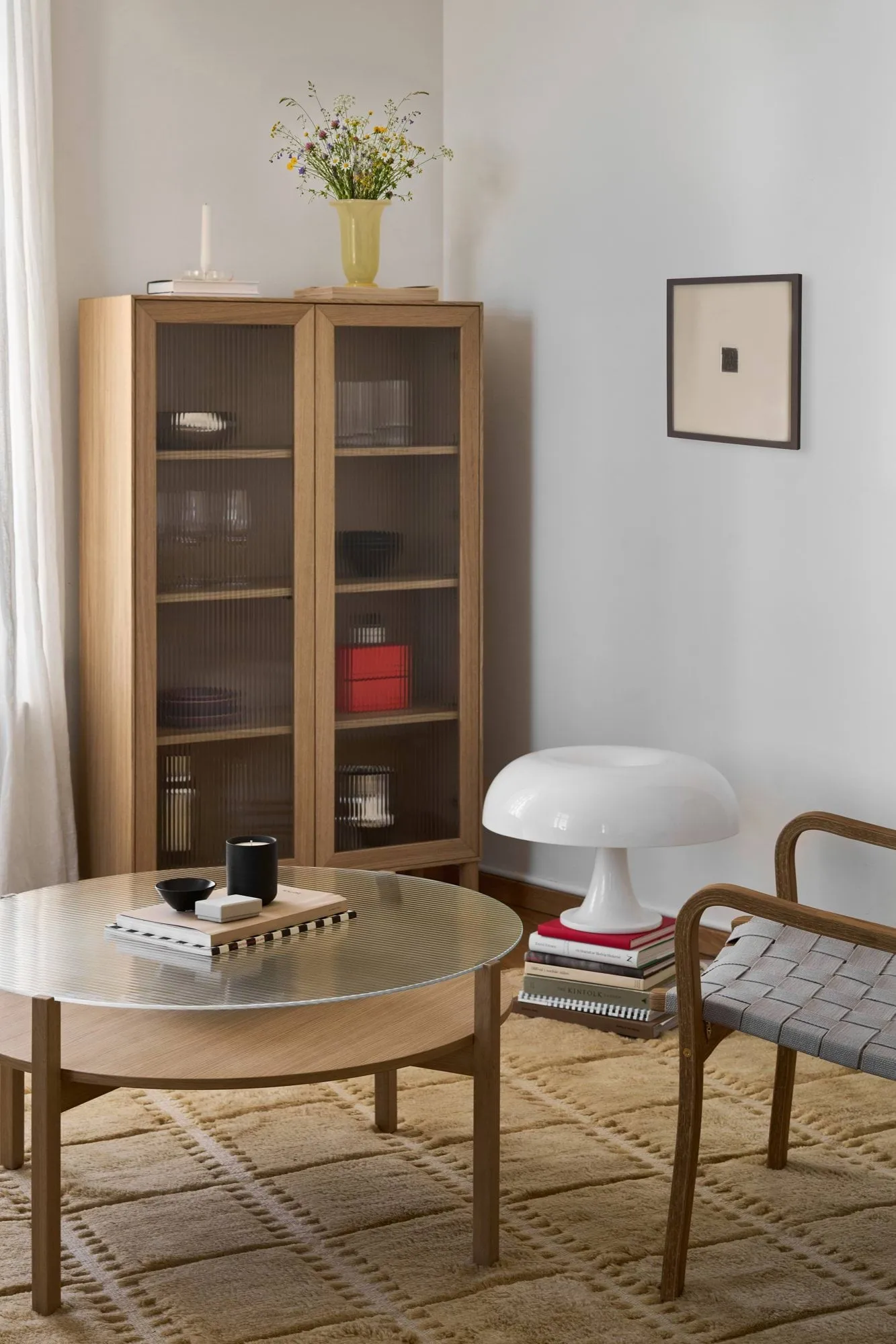 Lid display cabinet, White pigmented oak 1898