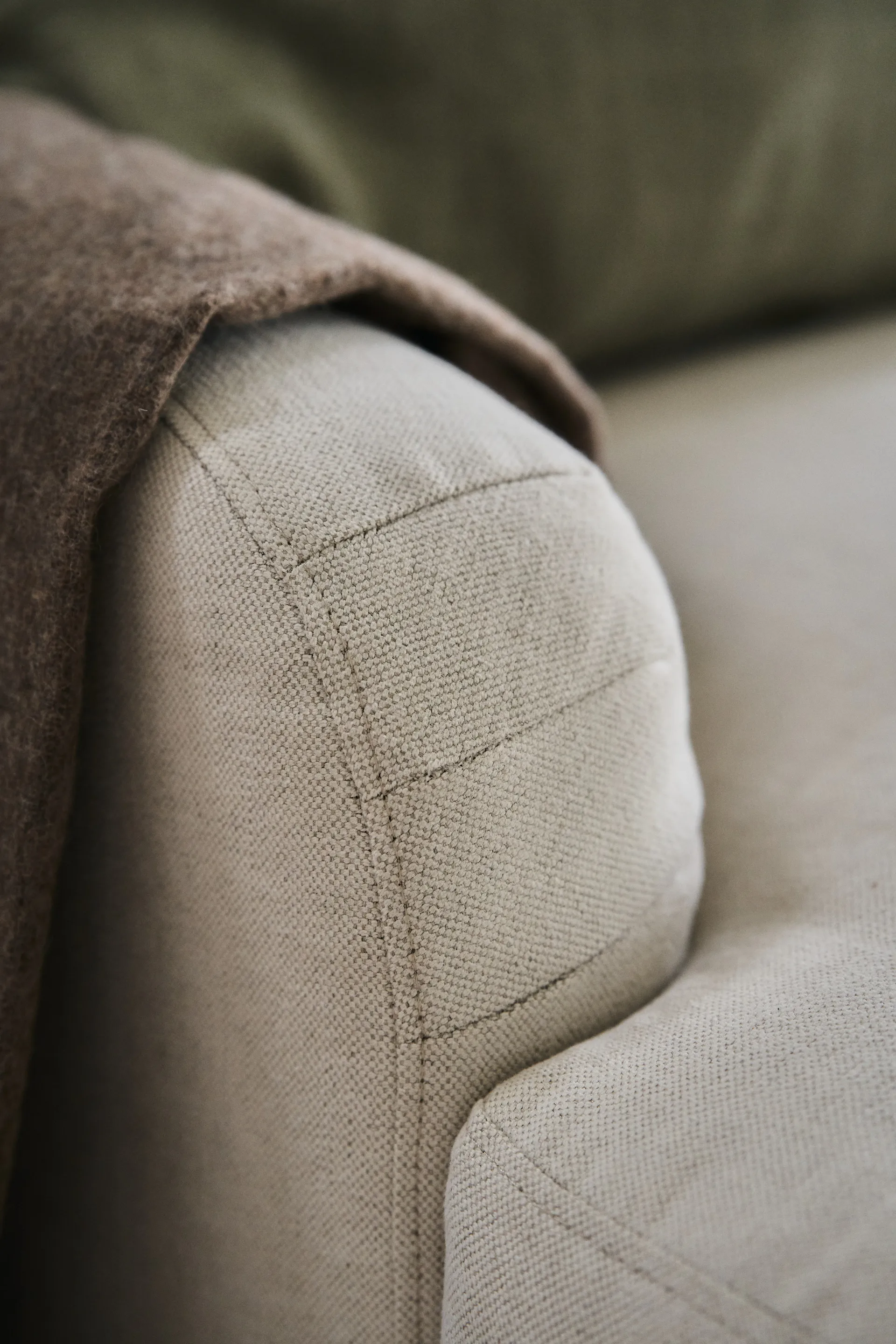Lidnäs armchair, Caleido beige 1898