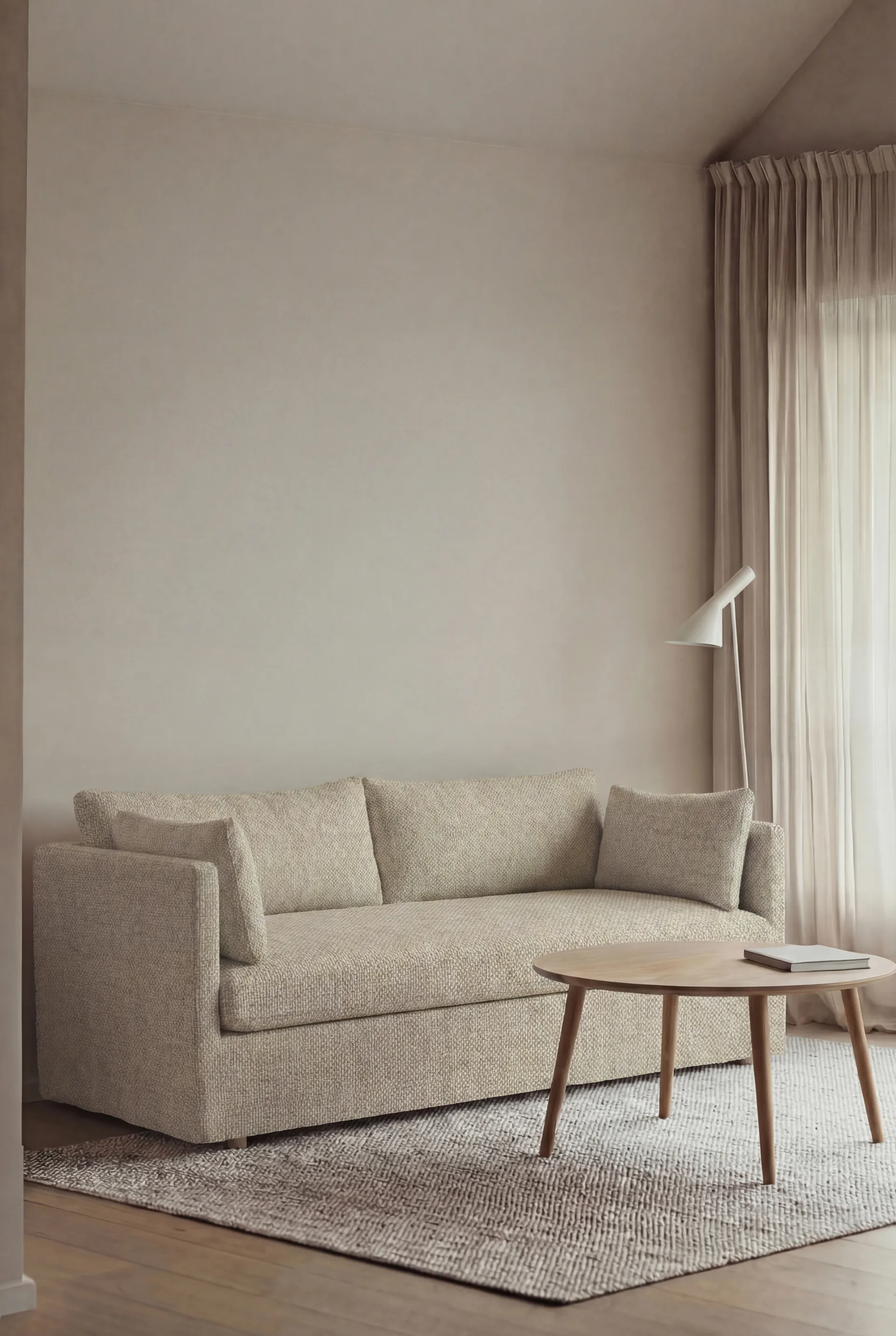 Linnevik sofa, Bern beige 0341-white-oiled oak, 2-seater, with skirt 1898