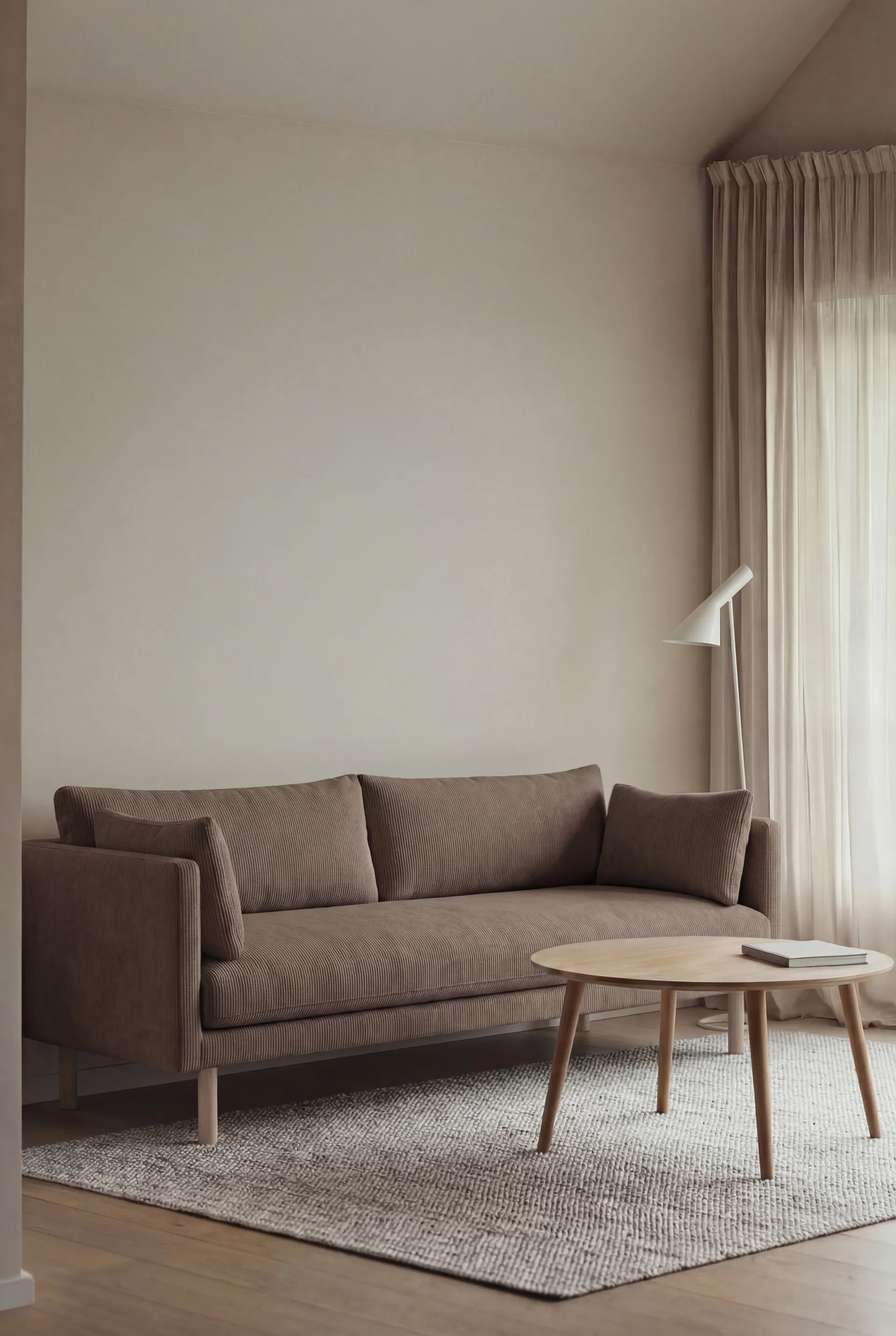 Linnevik sofa, Jump Brown 1955-white-oiled oak, 3-seater, without skirt 1898