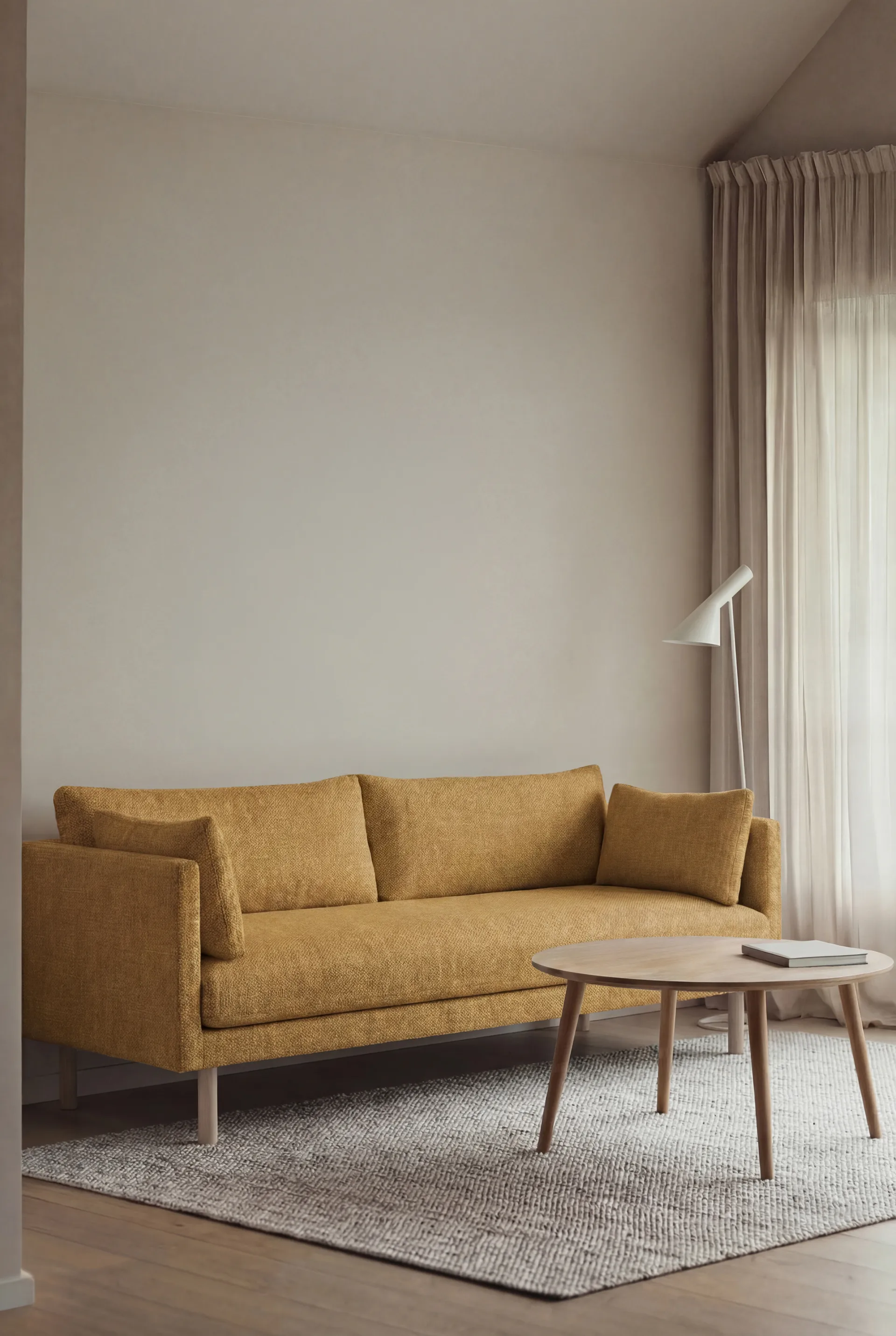Linnevik sofa, Luiza Mustard 3972-white-oiled oak, 3-seater, without skirt 1898