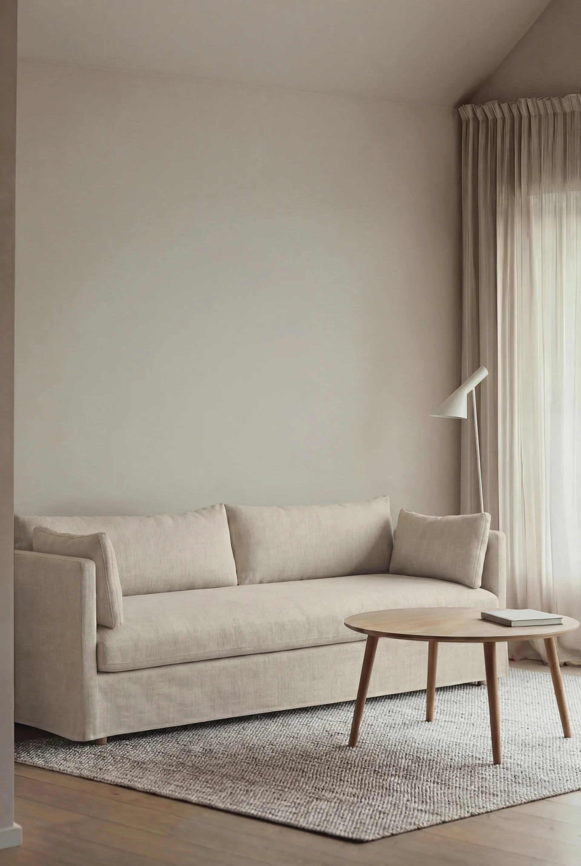 Linnevik sofa, Oslo Nature 1540-white-oiled oak, 4-seater, with skirt 1898