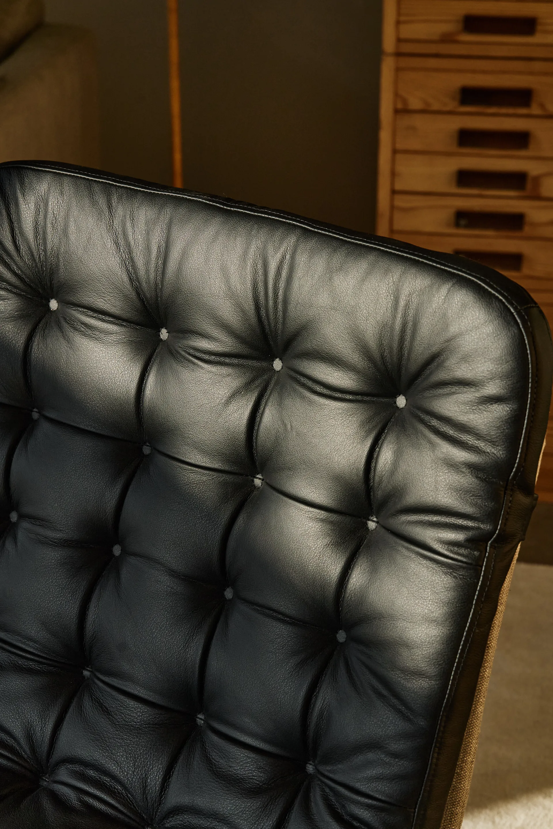 Loholm armchair with swivel function, Bern 0341-black leather-white oiled oak 1898
