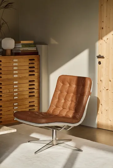 Loholm armchair with swivel function - Cognac leather-Bern Beige 0341 - 1898