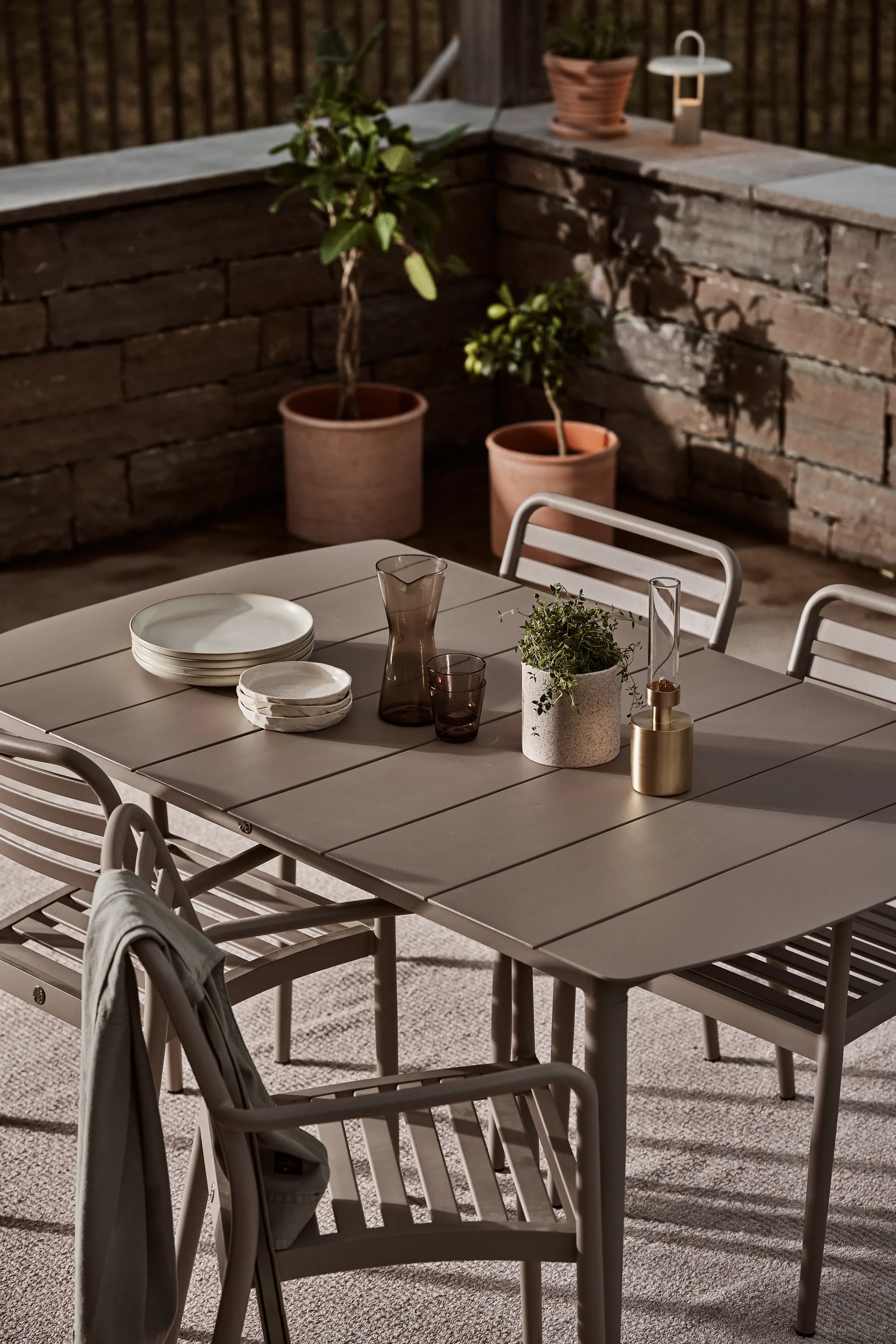 Messina armchair, Taupe 1898