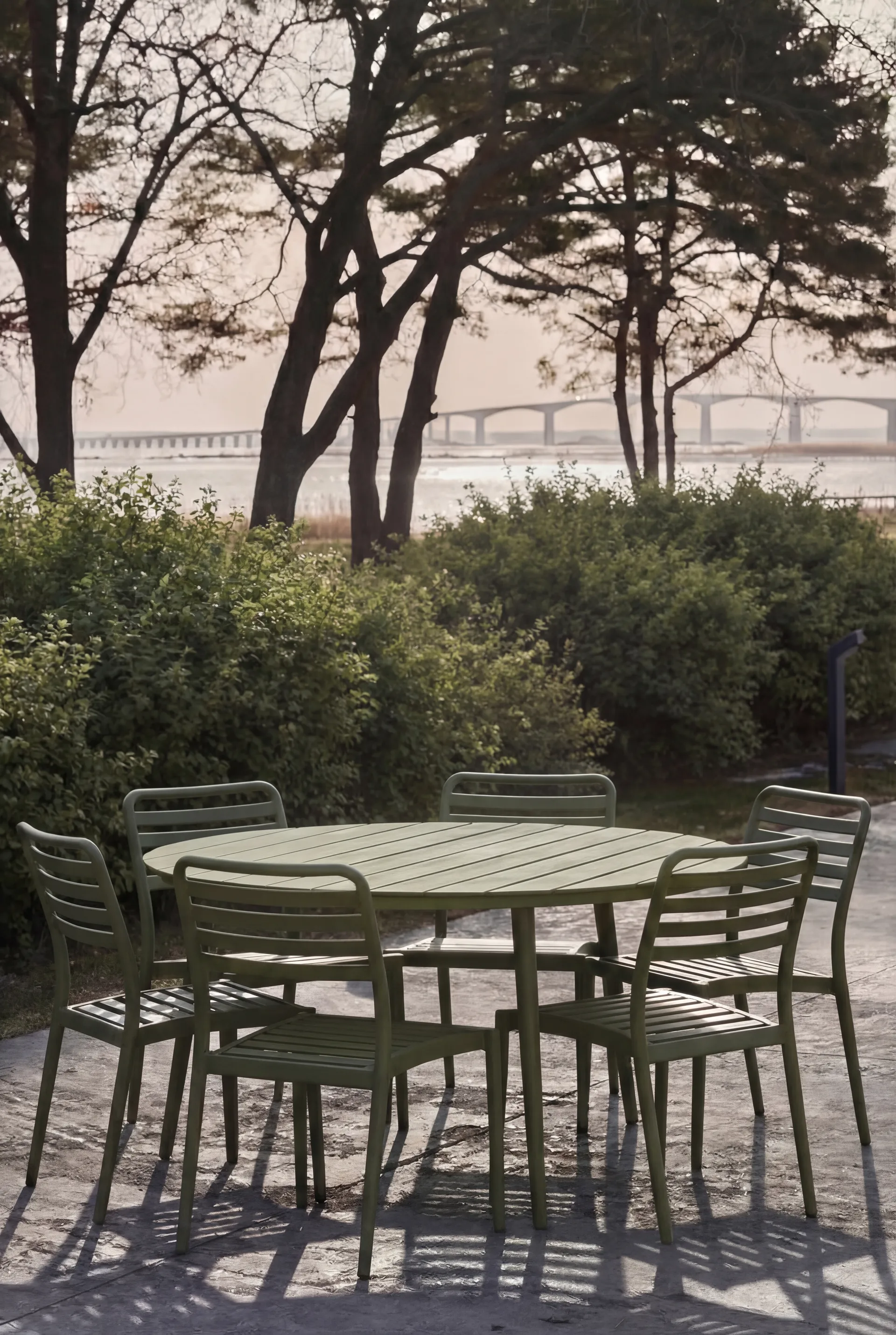 Messina chair, Moss Green 1898