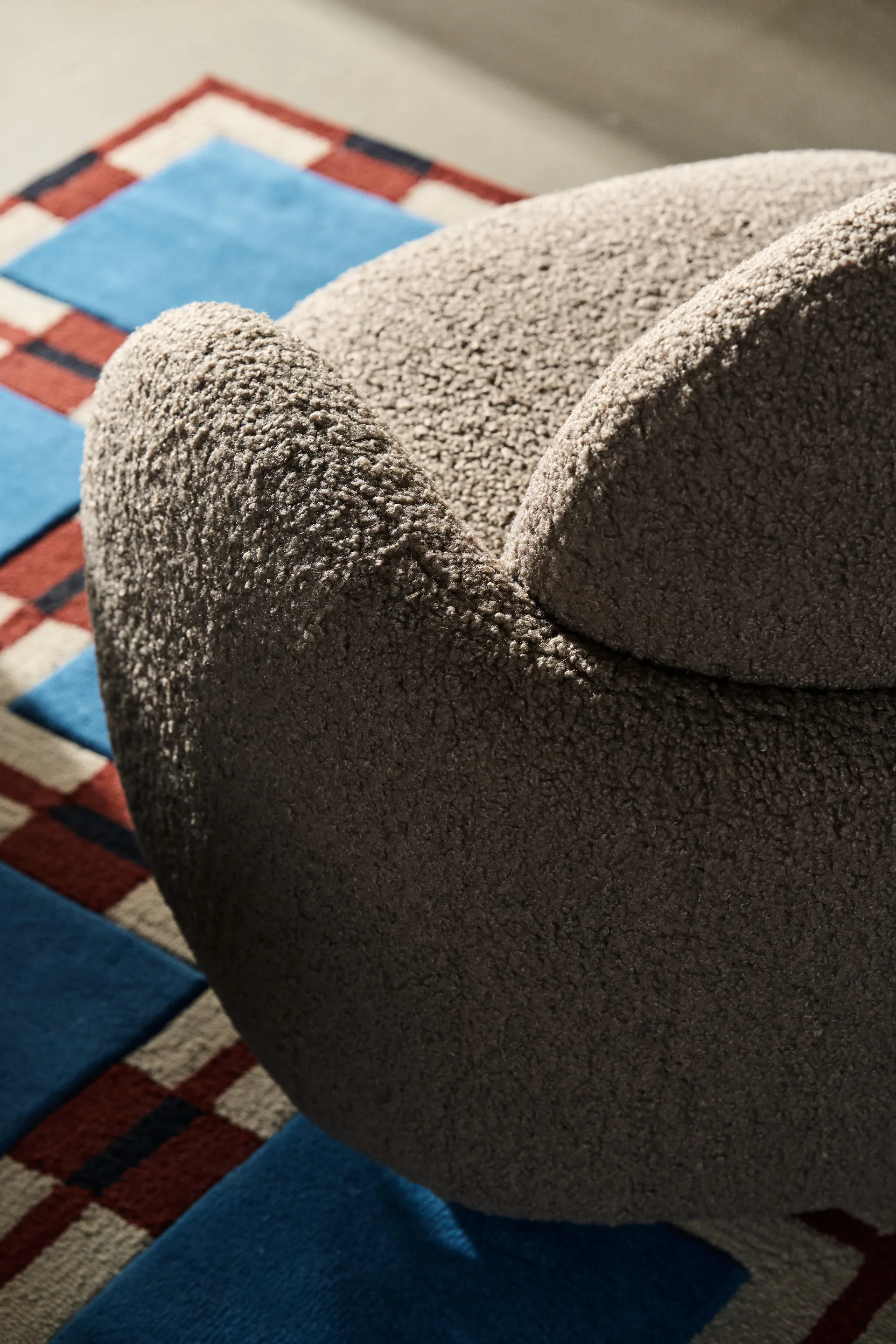 Mo armchair with swivel function, Glore brown 1898