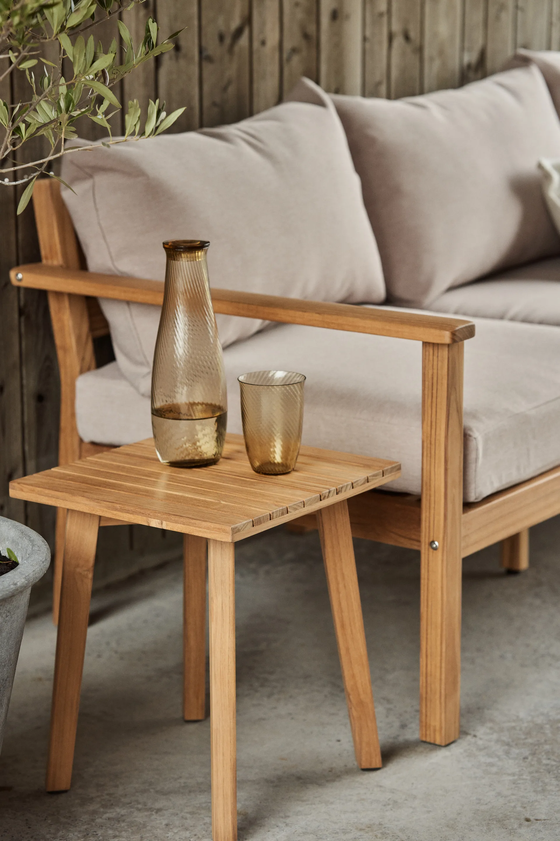 Sköndal side table teak, 35x35x40 cm 1898