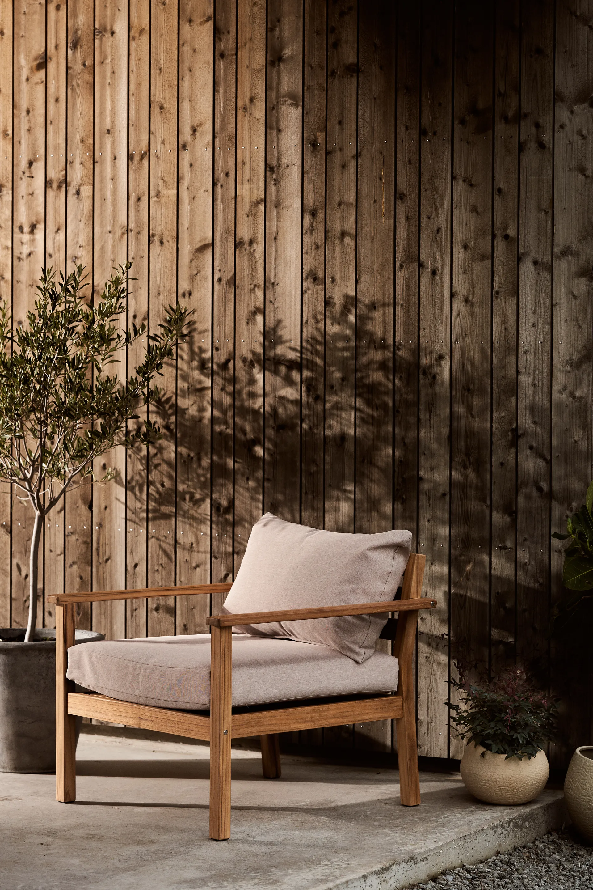 Stockaryd lounge armchair teak/beige 1898