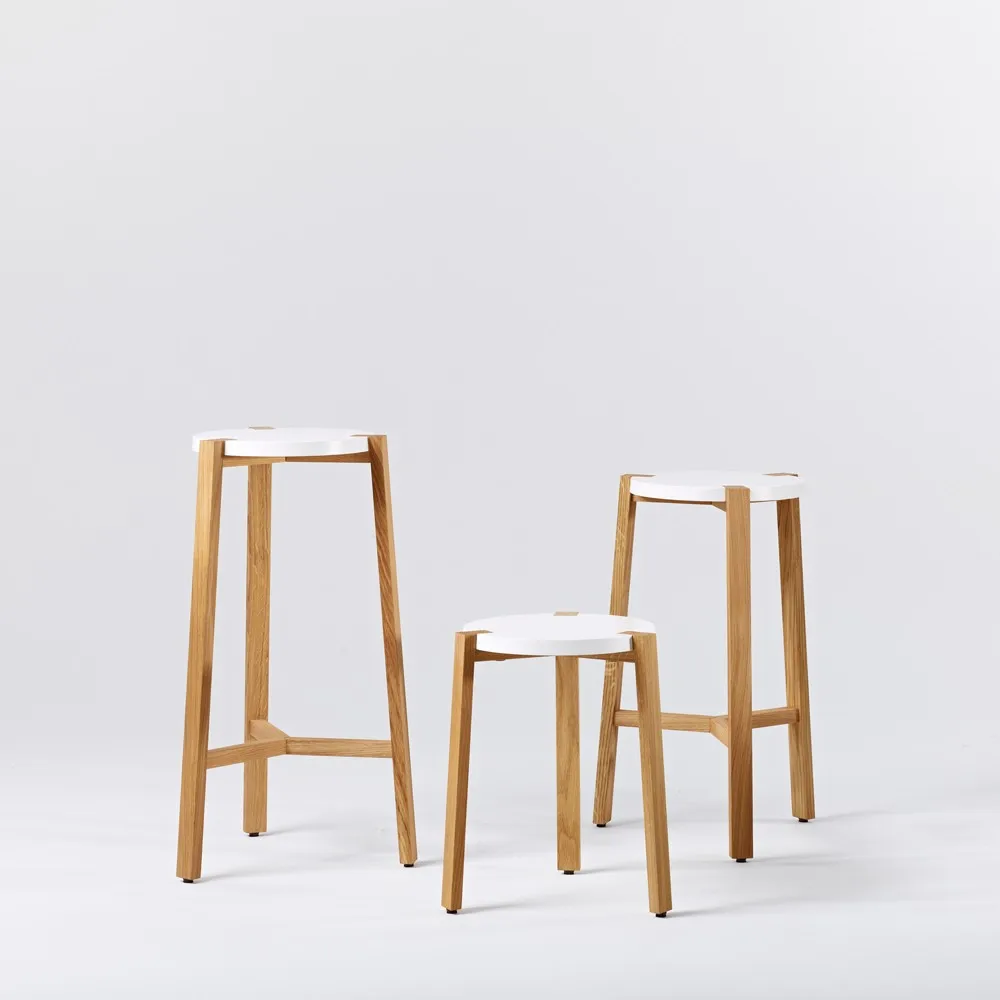 Happy Barstool low, Grey, oak legs A2