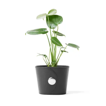 Hug flower pot - Tärnsjö leather black, Ø18x15 cm - A2