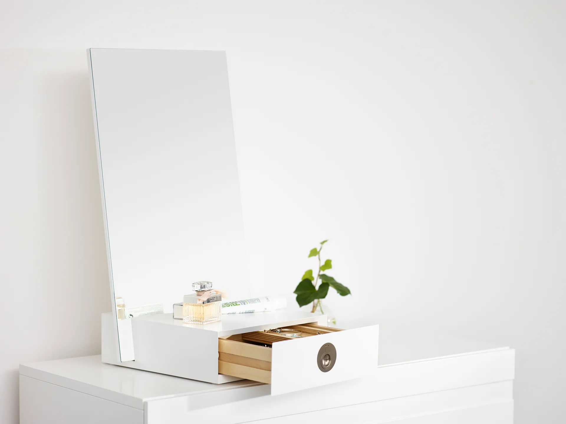 Me table mirror with storage, White, 34x57x30 cm A2