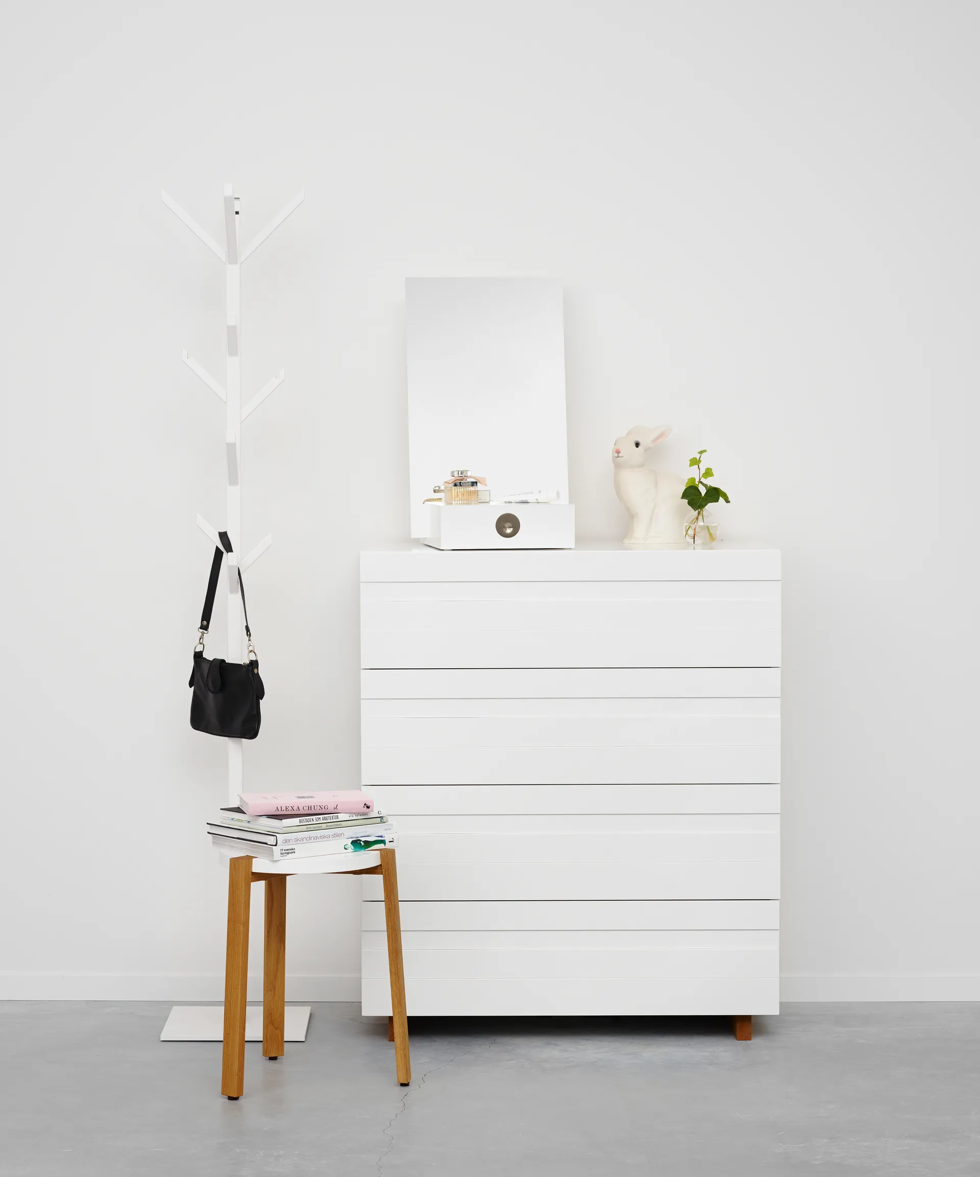 Me table mirror with storage, White, 34x57x30 cm A2