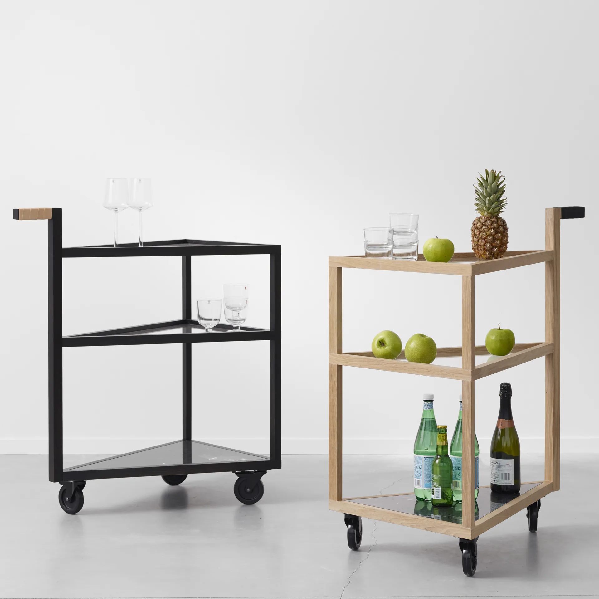 Move serving trolley, White oiled oak, big, marble marquina, glass A2