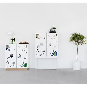 Sneak peek cabinet - White. white lacquered leg stand - A2