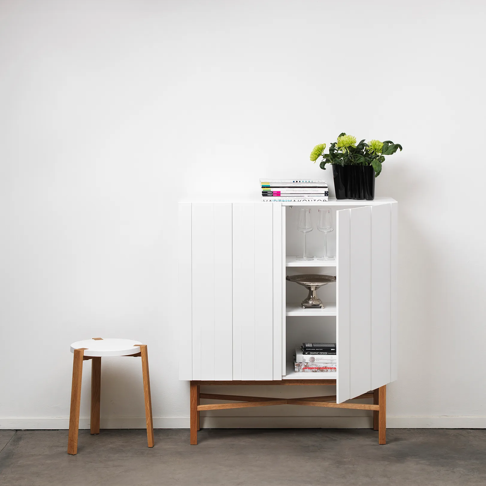 White Cabinet cabinet, oak A2