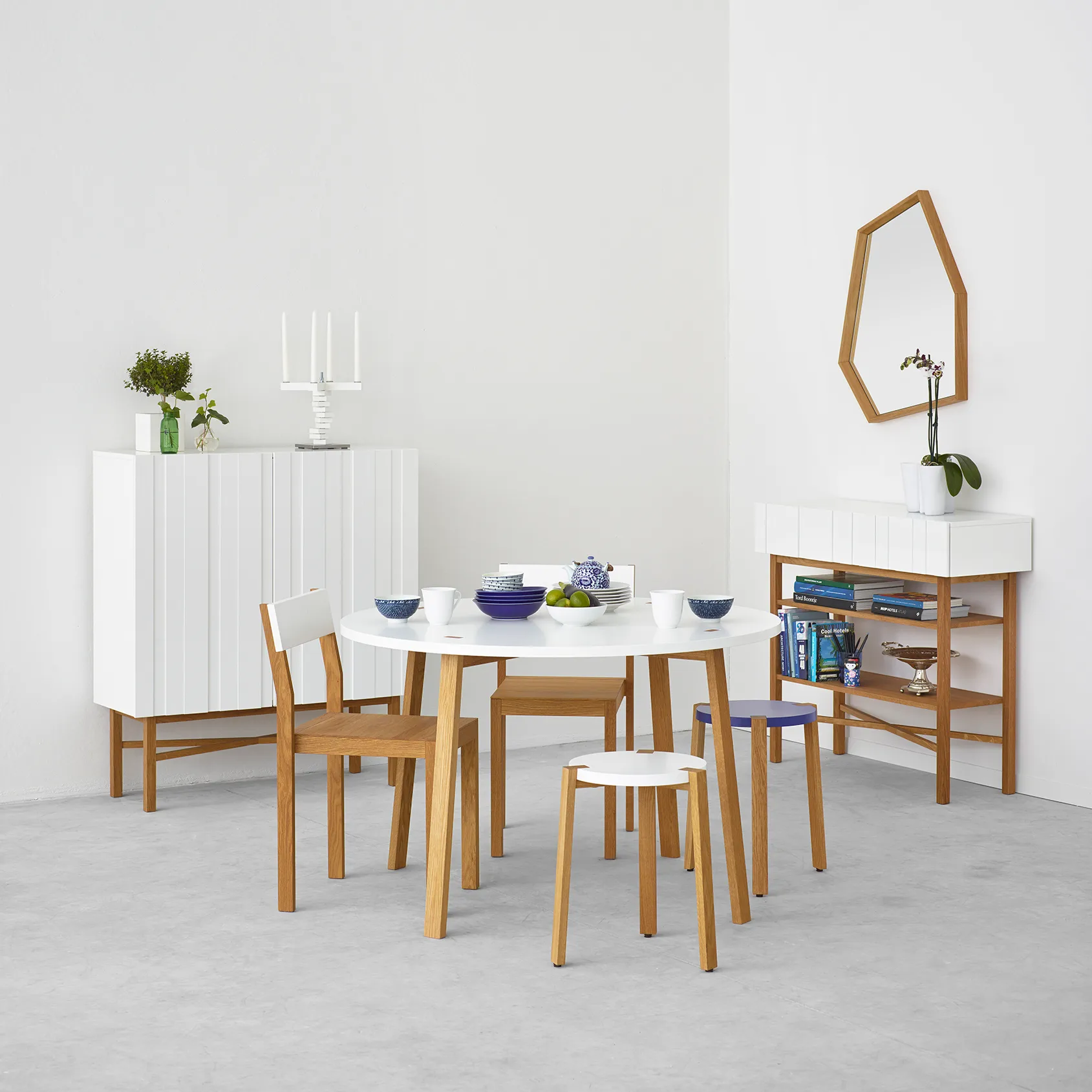 White Cabinet cabinet, oak A2