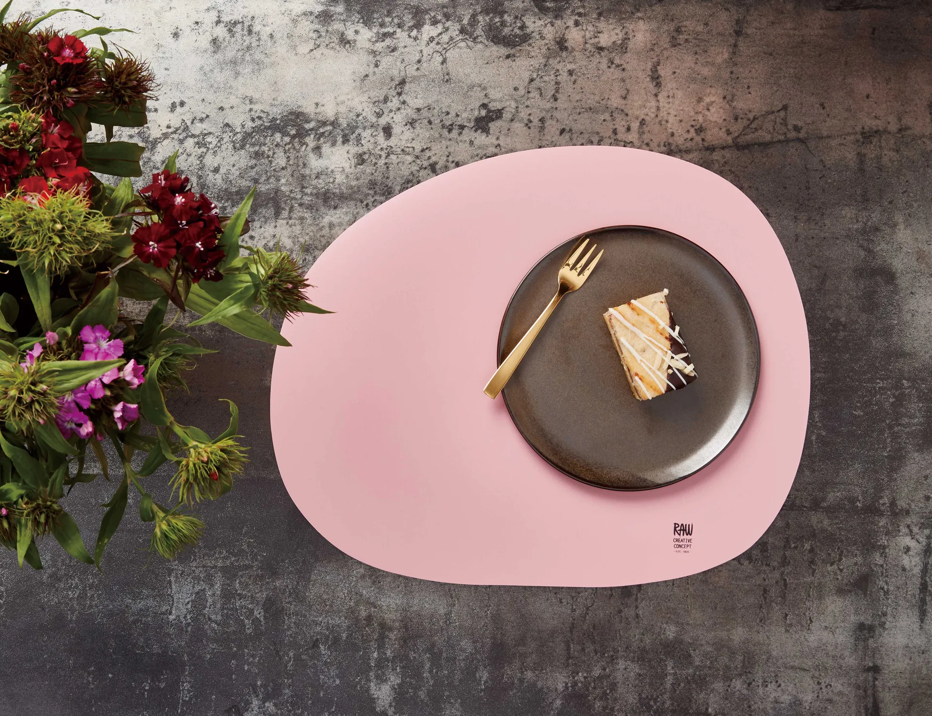 Raw placemat 41 x 33.5 cm, Pink sky Aida