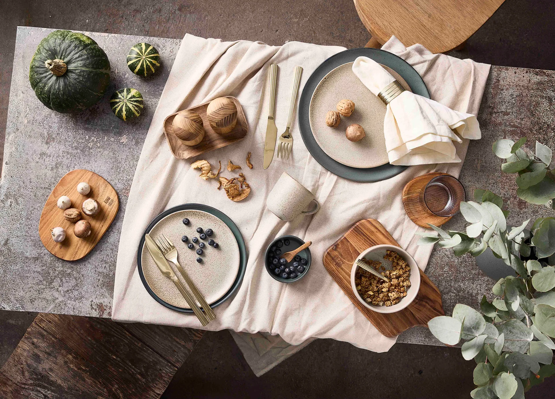 Raw tray 10x17 cm, Teak Aida