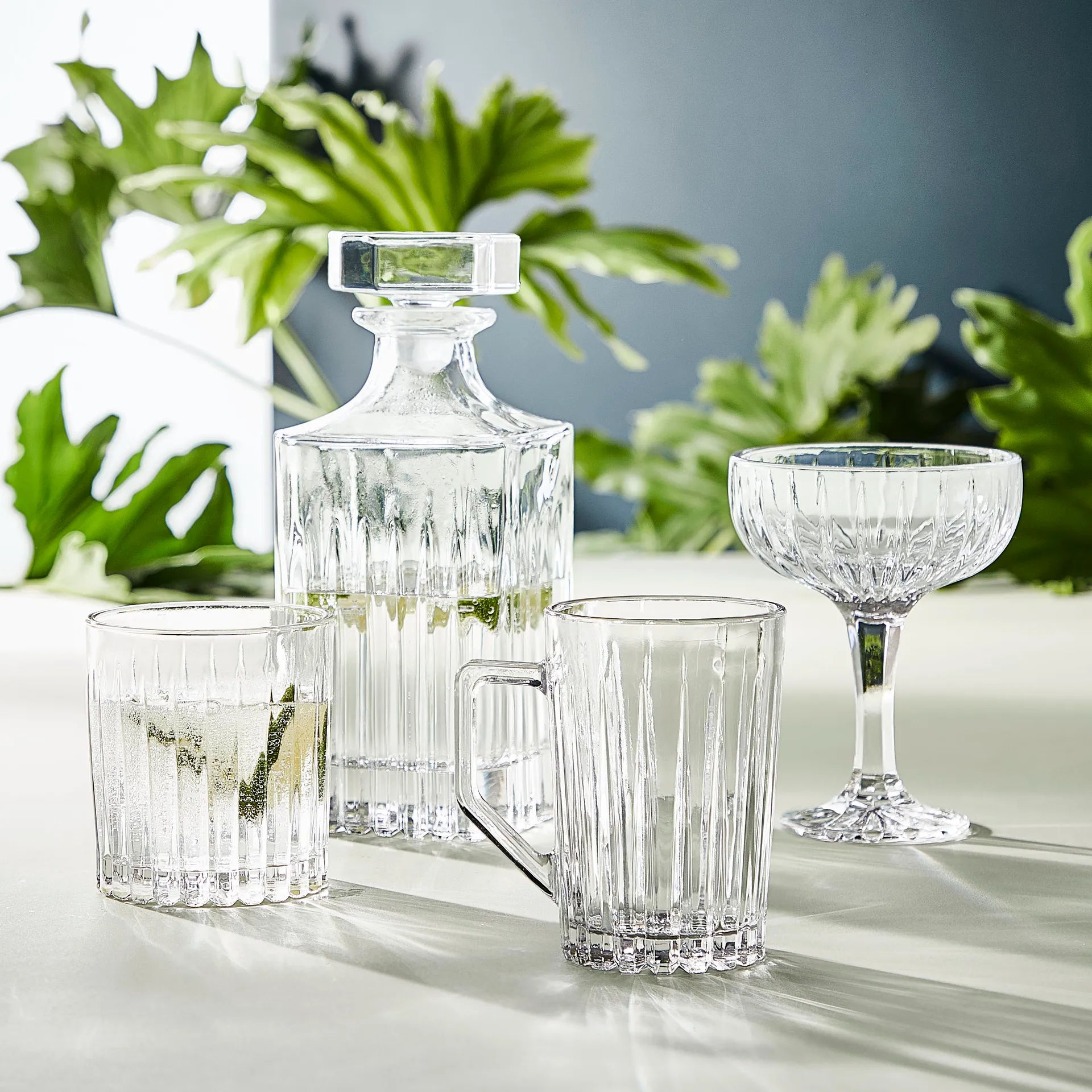 Relief champagne glasss 4-pack, Clear Aida