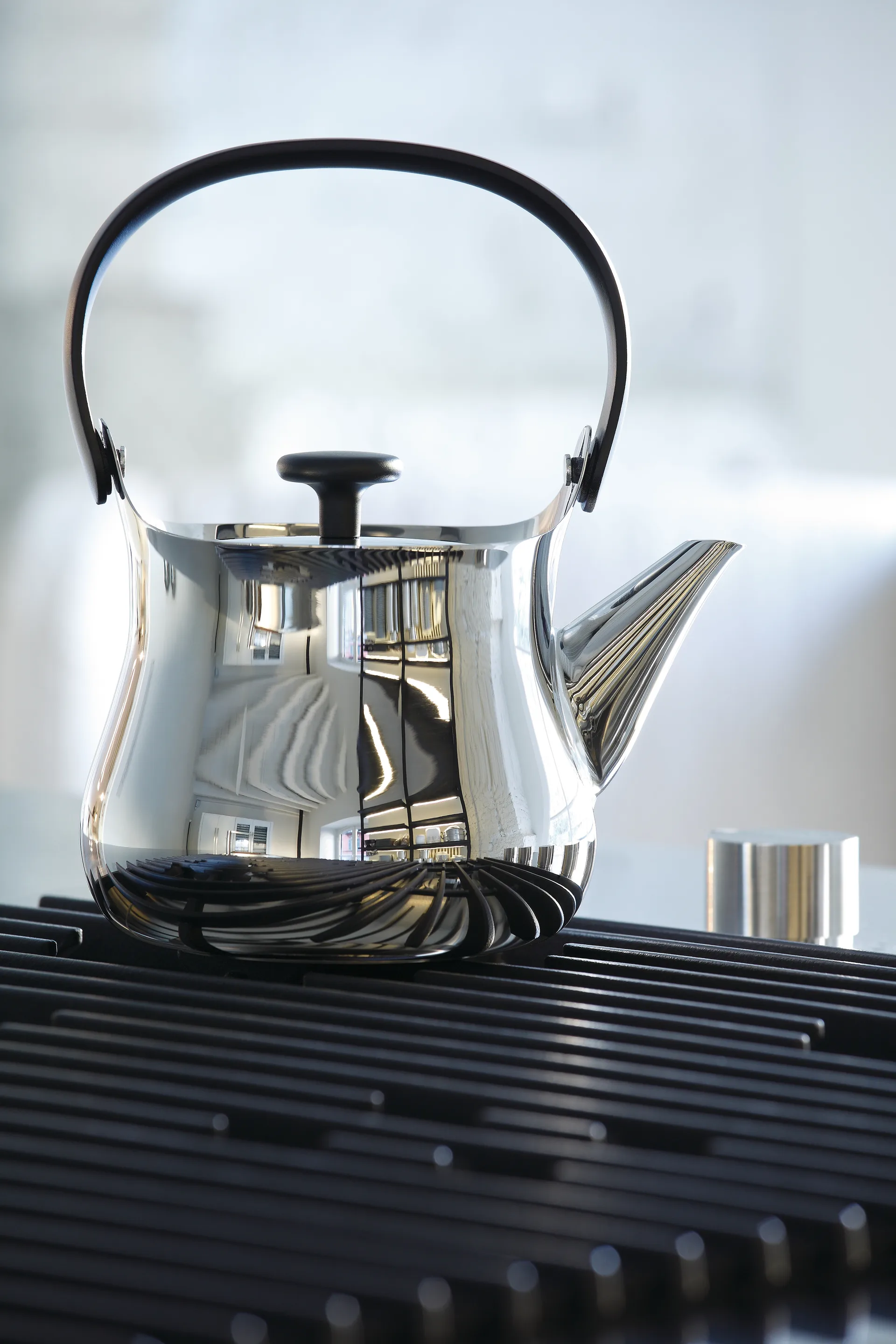 Cha kettle, Stainless steel Alessi
