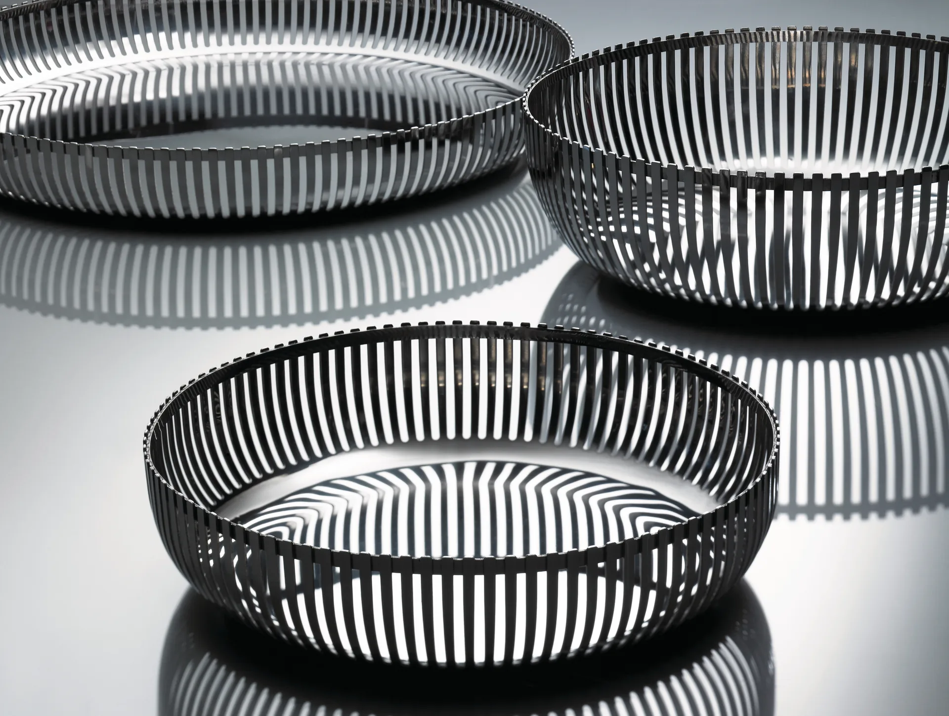 PCH02 basket Ø20 cm, Stainless steel Alessi