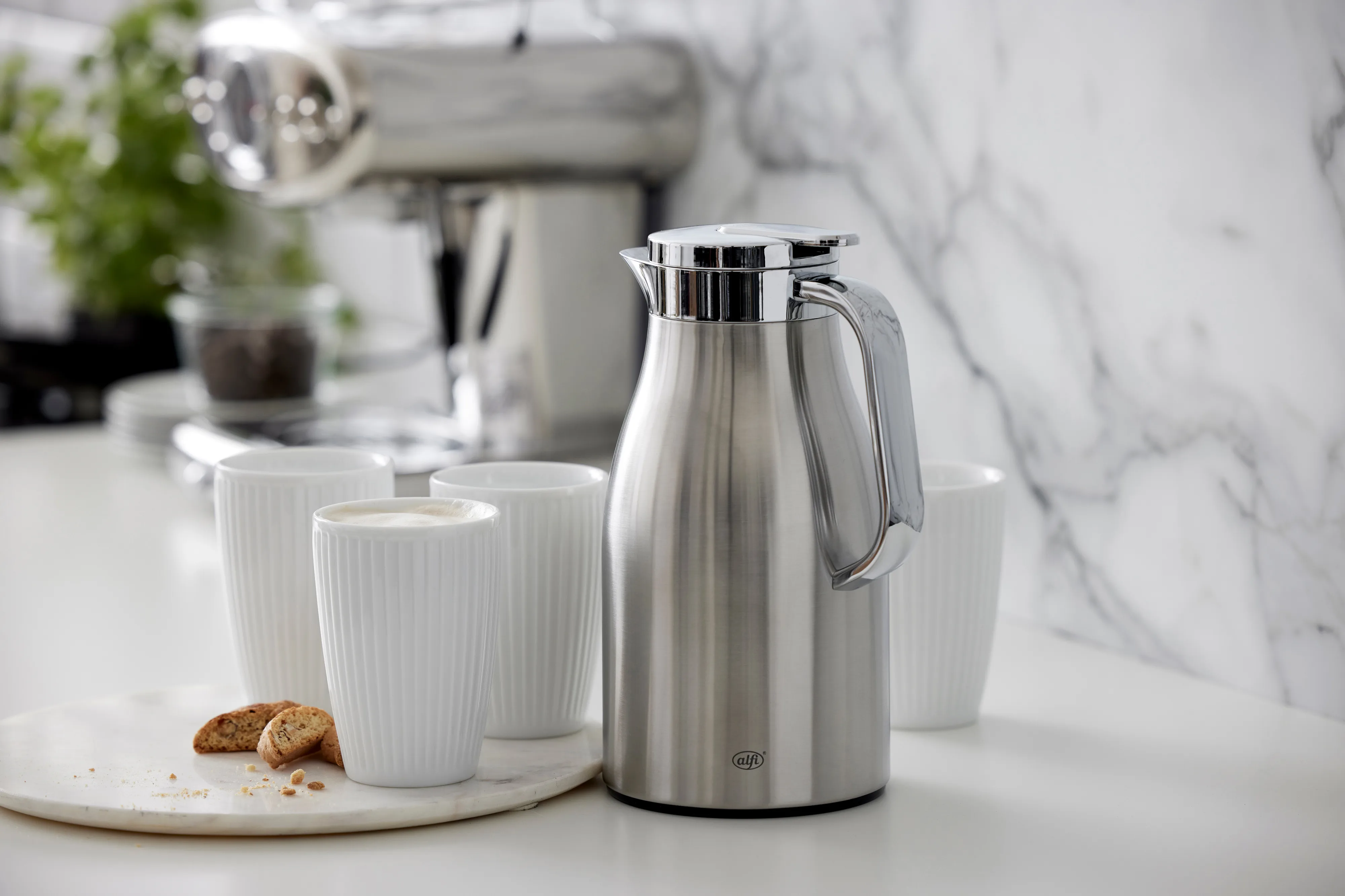 Skyline thermal jug l, Matte steel