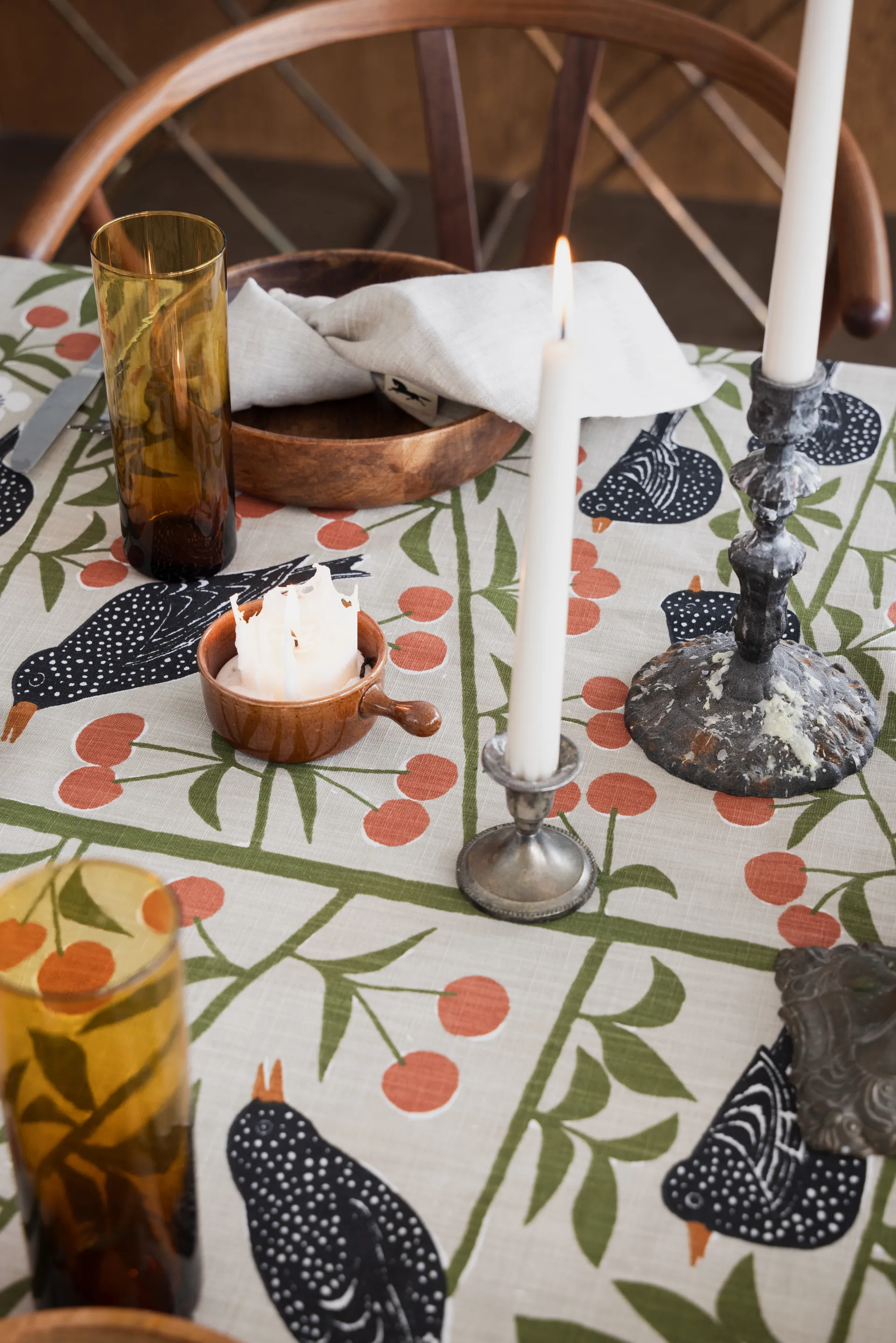 Cherry Garden tablecloth, Beige, 145x250 cm Almedahls