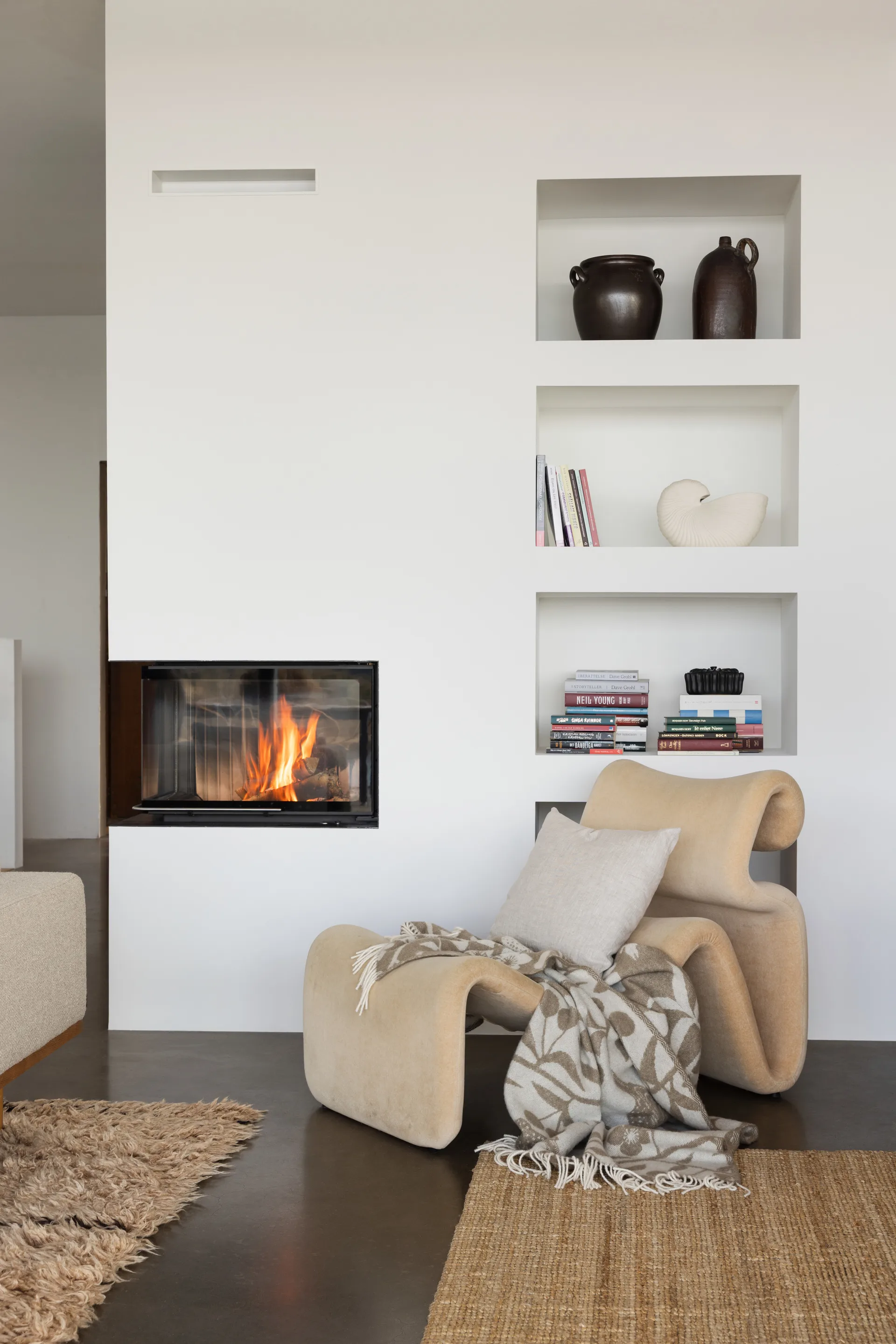 Cherry Garden throw 130x170 cm, Brown-offwhite Almedahls