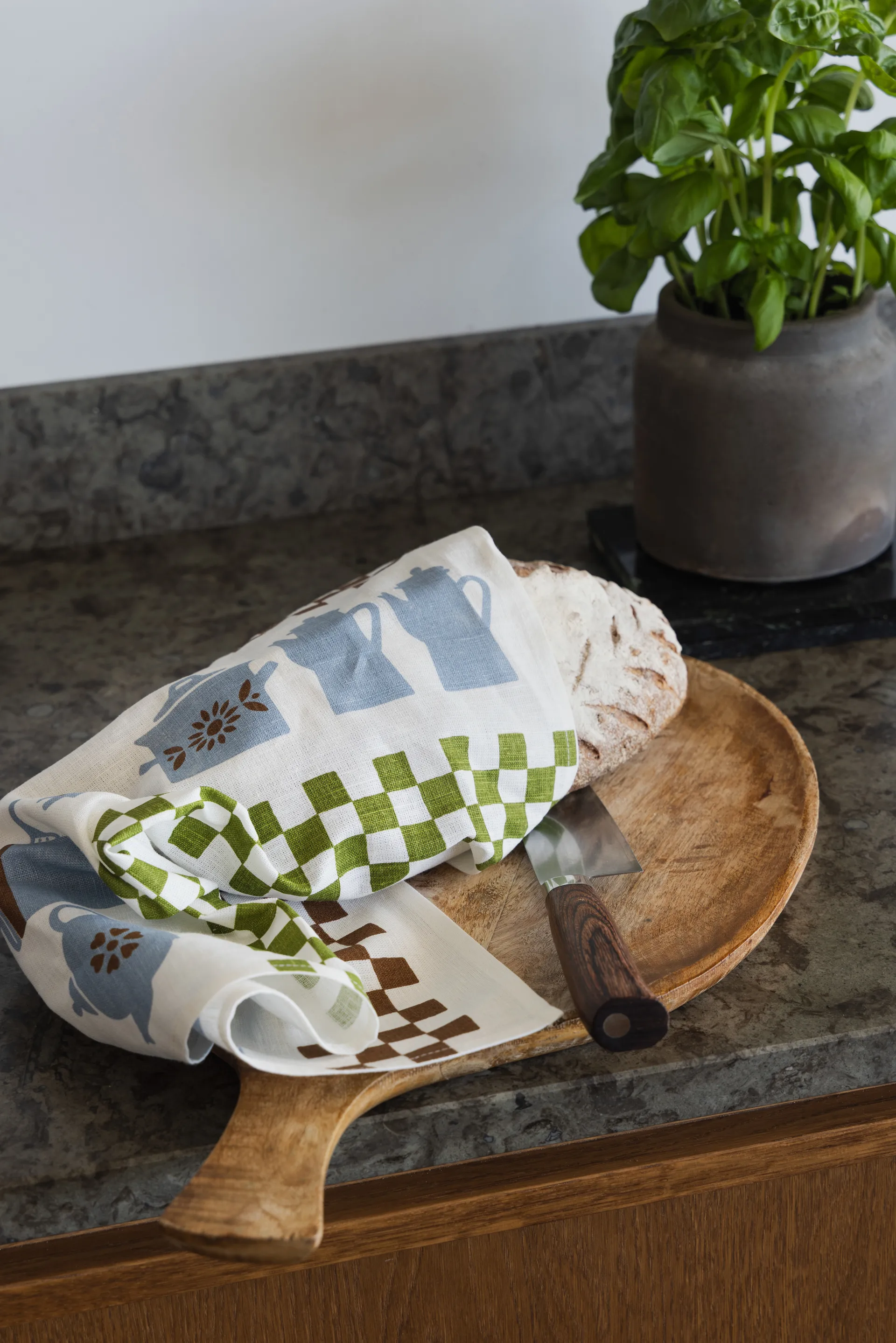 Grytskåpet kitchen towel 47x70 cm, Multi-blue-green Almedahls