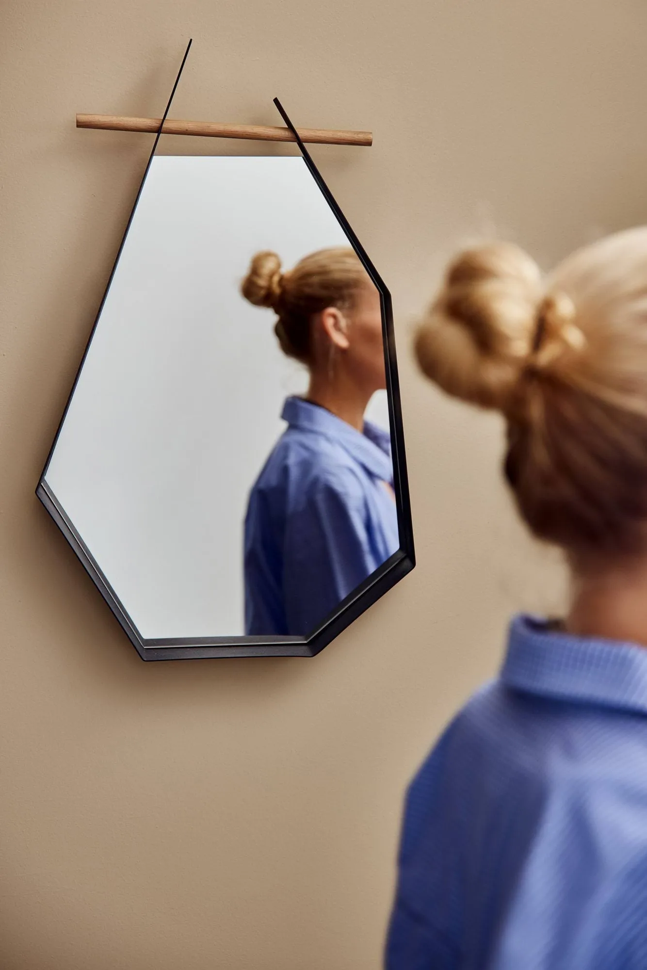 Edge mirror, Black (black) Andersen Furniture