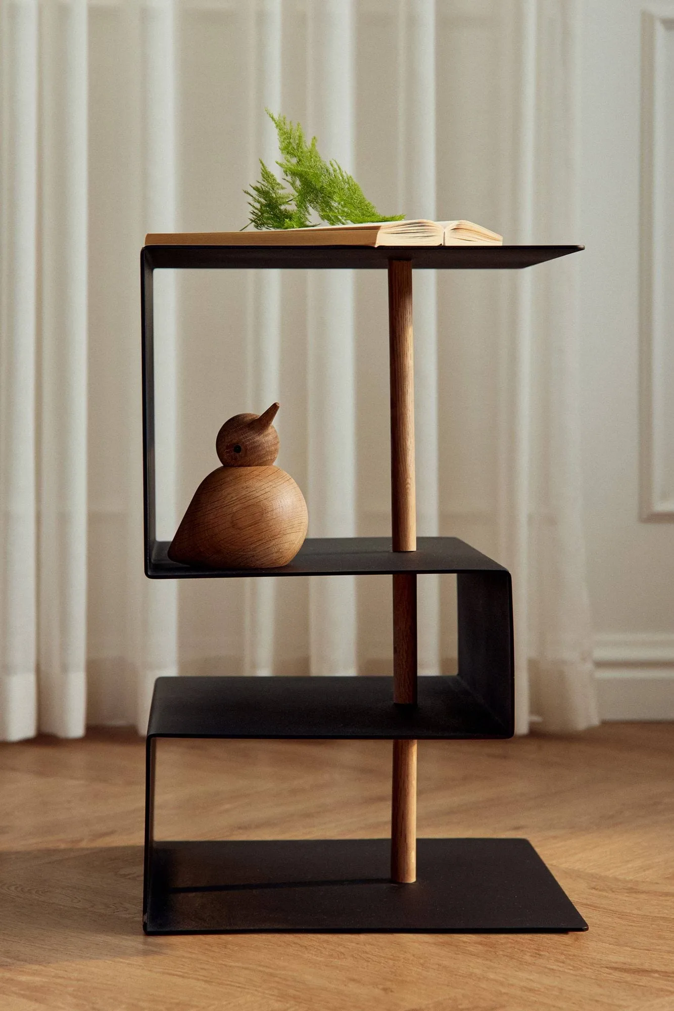 Edge side table, Black (black) Andersen Furniture