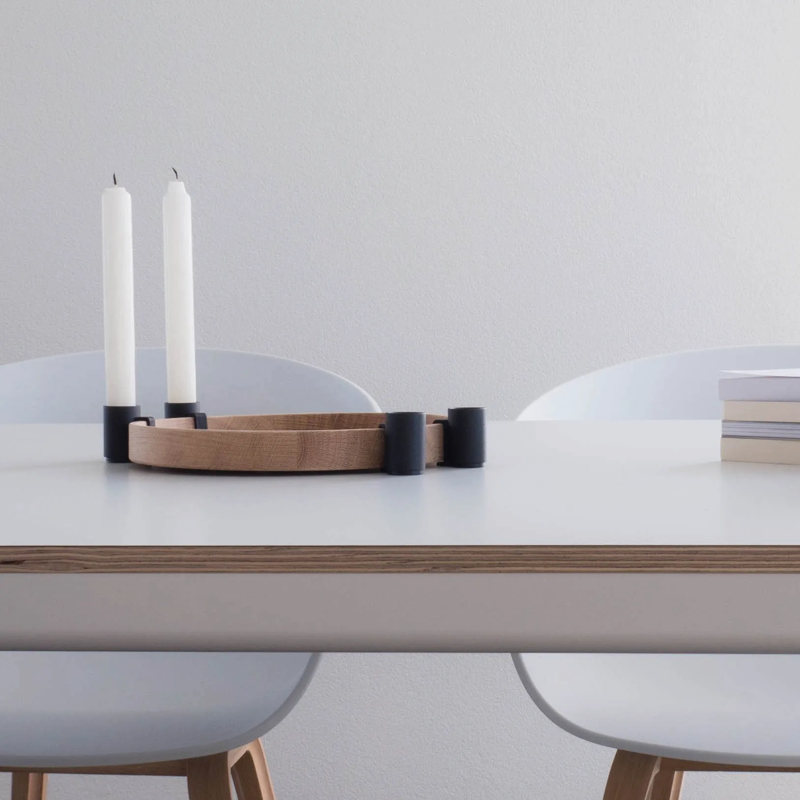 Luna advent candle holder, oak-black Applicata