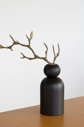 Shape ball vase - Black stained oak - Applicata
