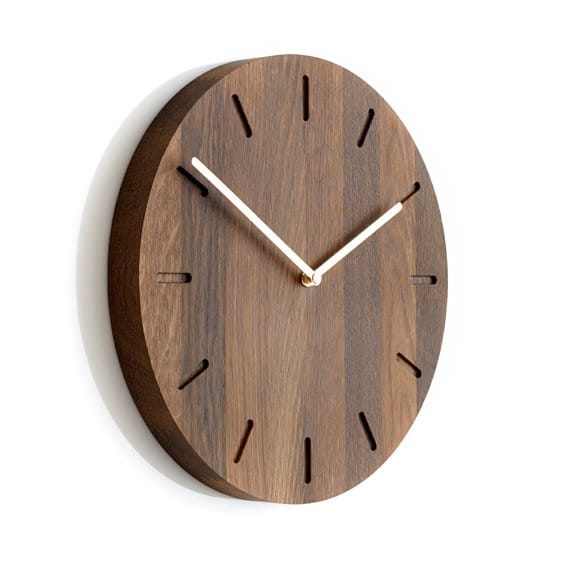 Watch:Out wall clock oak - smoked oak-brass - Applicata