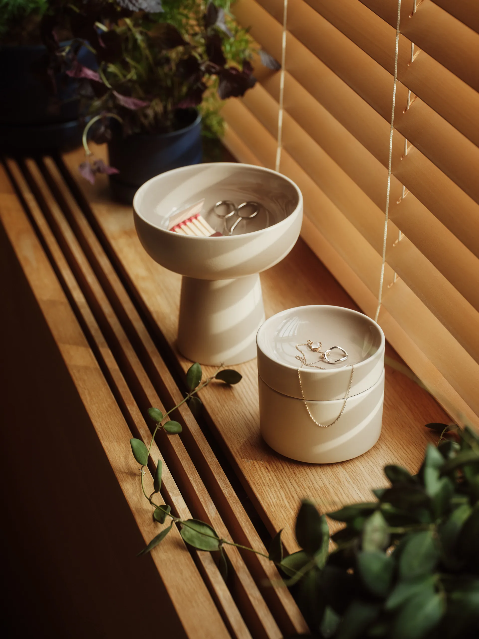 Kirnu decorative jar Ø11x10 cm, Beige Arabia