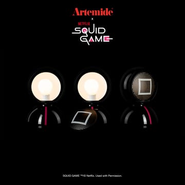 Eclisse x Squid Game table lamp Special Edition - Guard black - Artemide