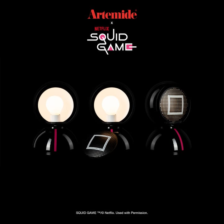 Eclisse x Squid Game table lamp Special Edition, Guard black Artemide
